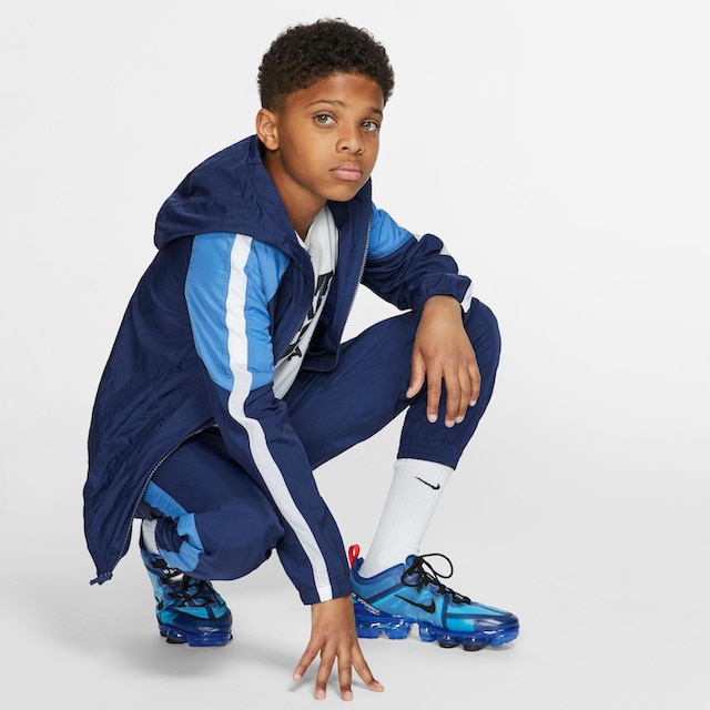 ✵ Nike Sportswear Trainingsanzug »Boys' Woven Tracksuit« online kaufen |  Jelmoli-Versand
