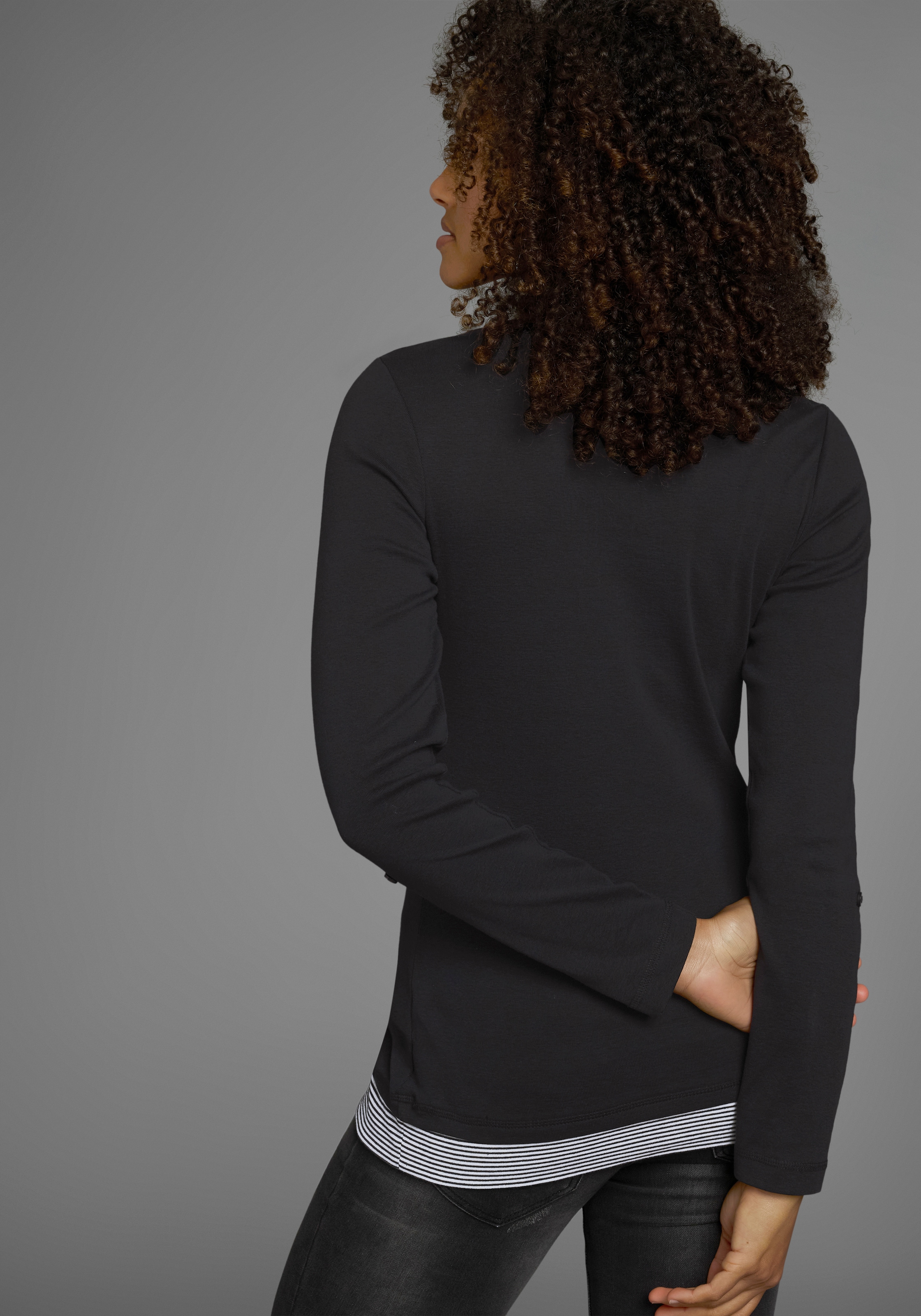 KangaROOS 2-in-1-Shirt, Langarm, sehr figurbetont