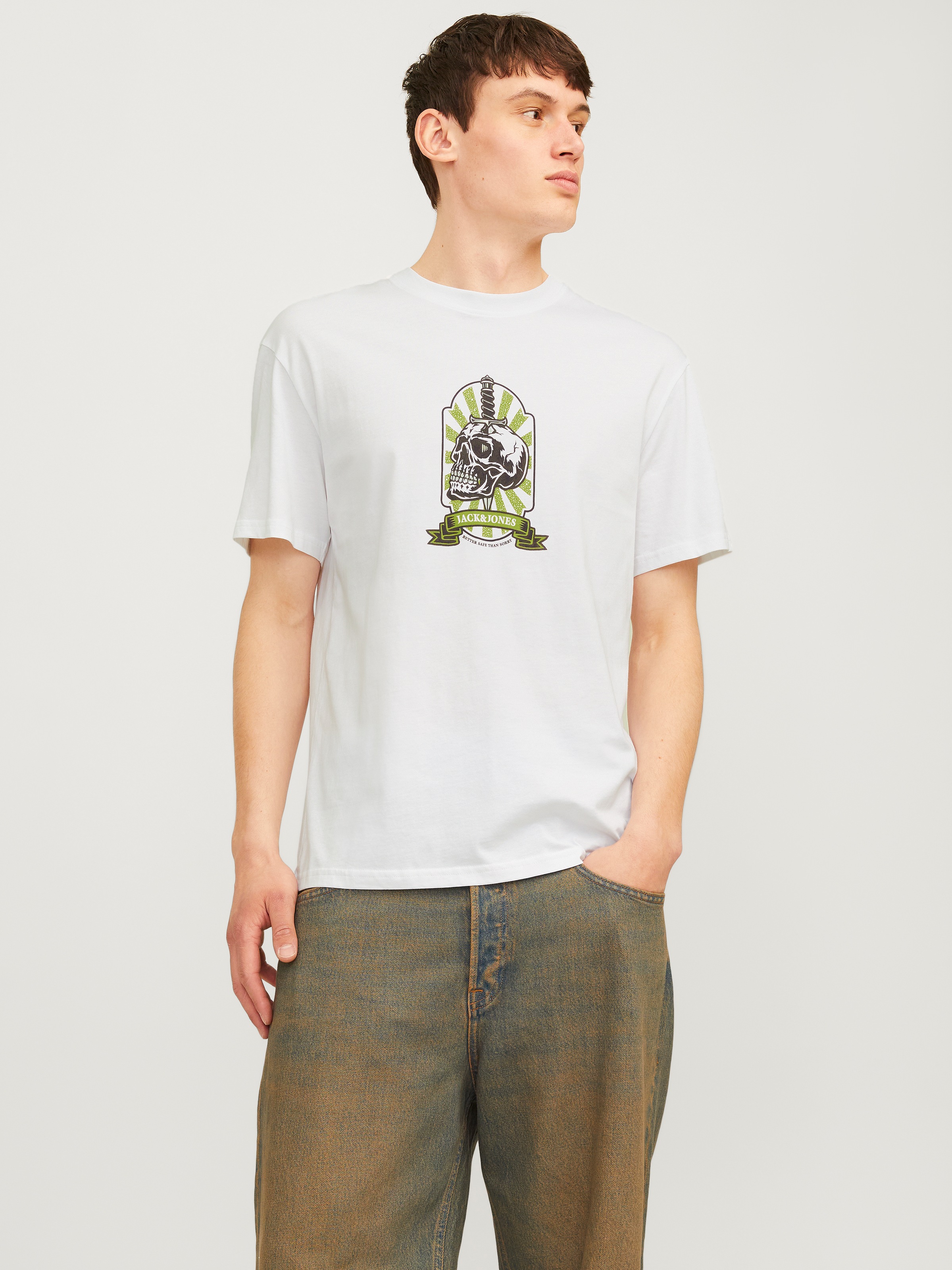 Jack & Jones Rundhalsshirt »JORSEVEN SKULL TEE SS CREW NECK SN«