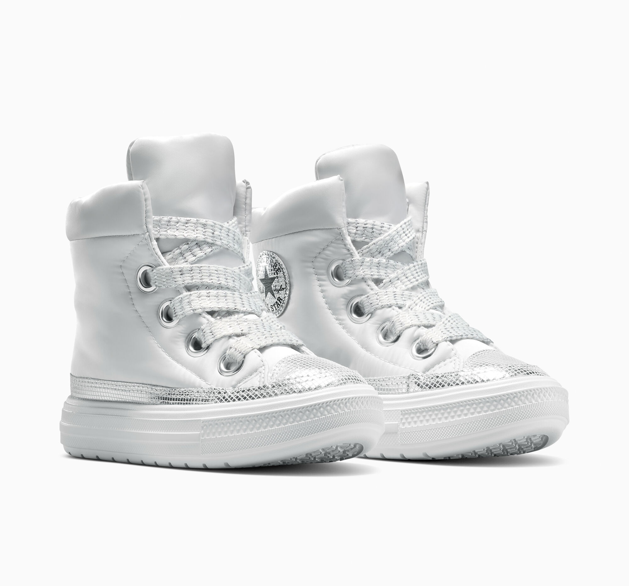 Converse Sneaker »CHUCK TAYLOR ALL STAR ELEMENTS BOOT« gefüttert