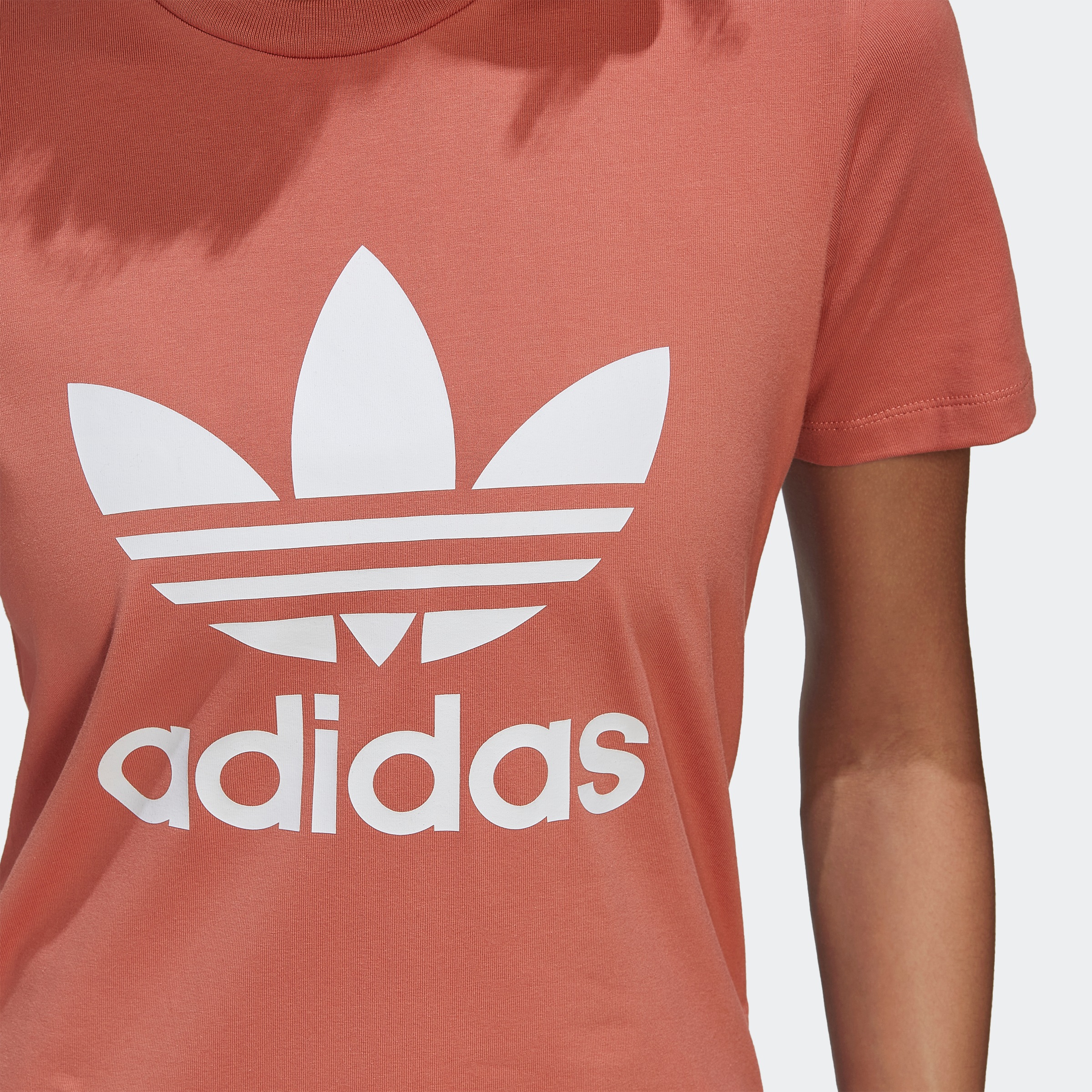 adidas Originals T-Shirt »ADICOLOR CLASSICS TREFOIL« online shoppen bei  Jelmoli-Versand Schweiz | Sport-T-Shirts