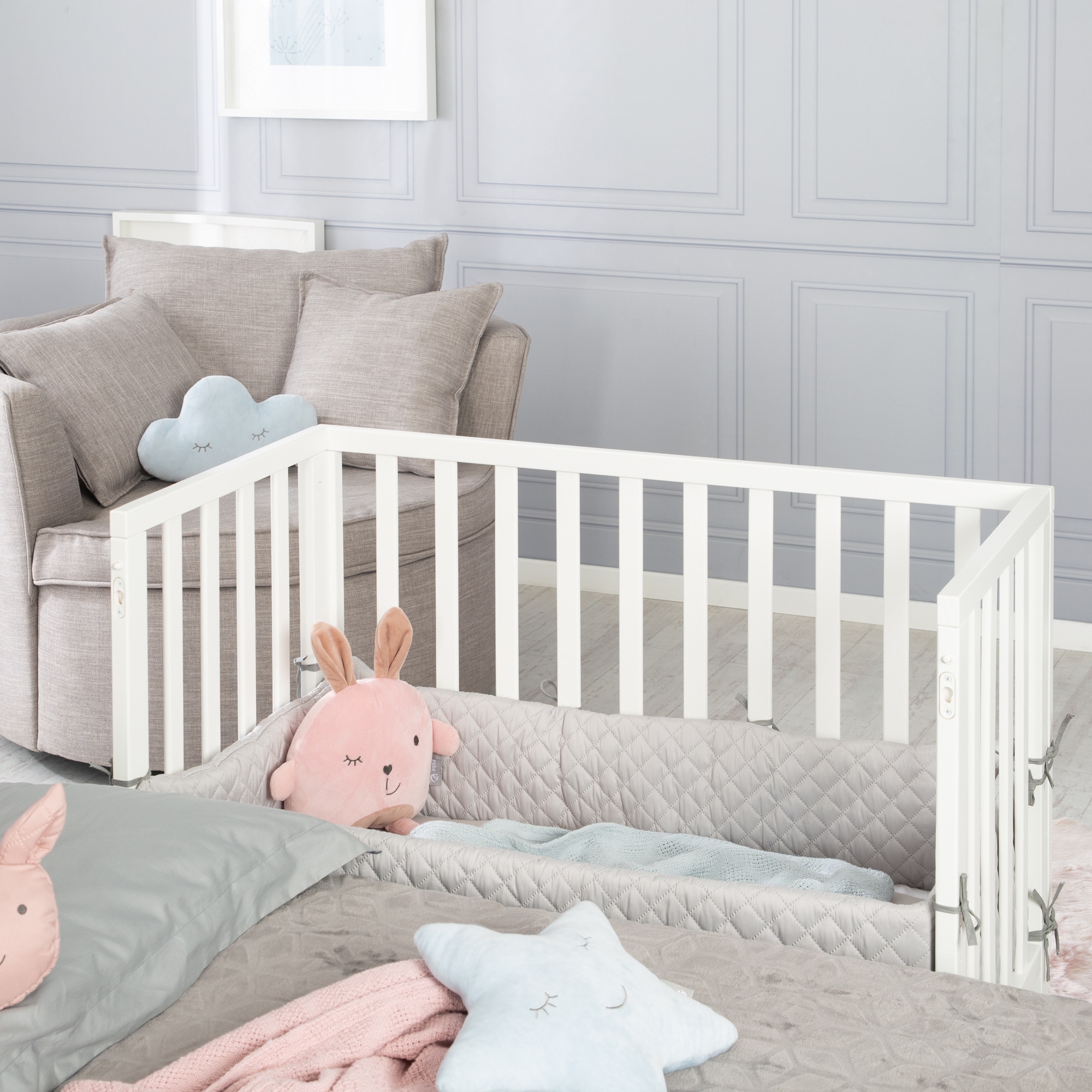 roba® Beistellbett »2in1 roba Style, weiss«, mit Matratze, Nestchen und Sicherheitsbarriere