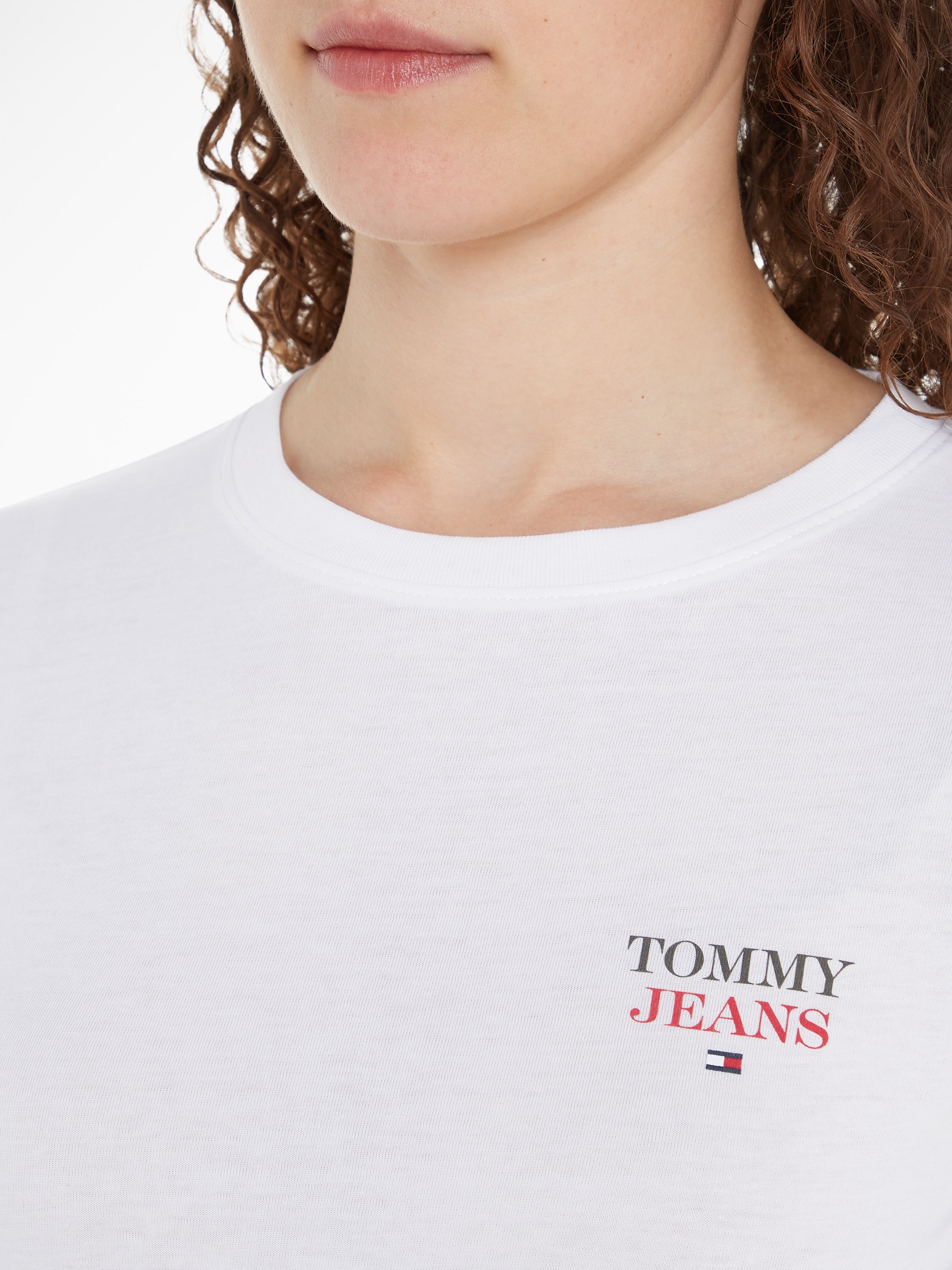 Tommy Jeans Langarmshirt »TJW SLIM ESSENTIAL LOGO 2 LS«, mit Tommy Jeans Logo