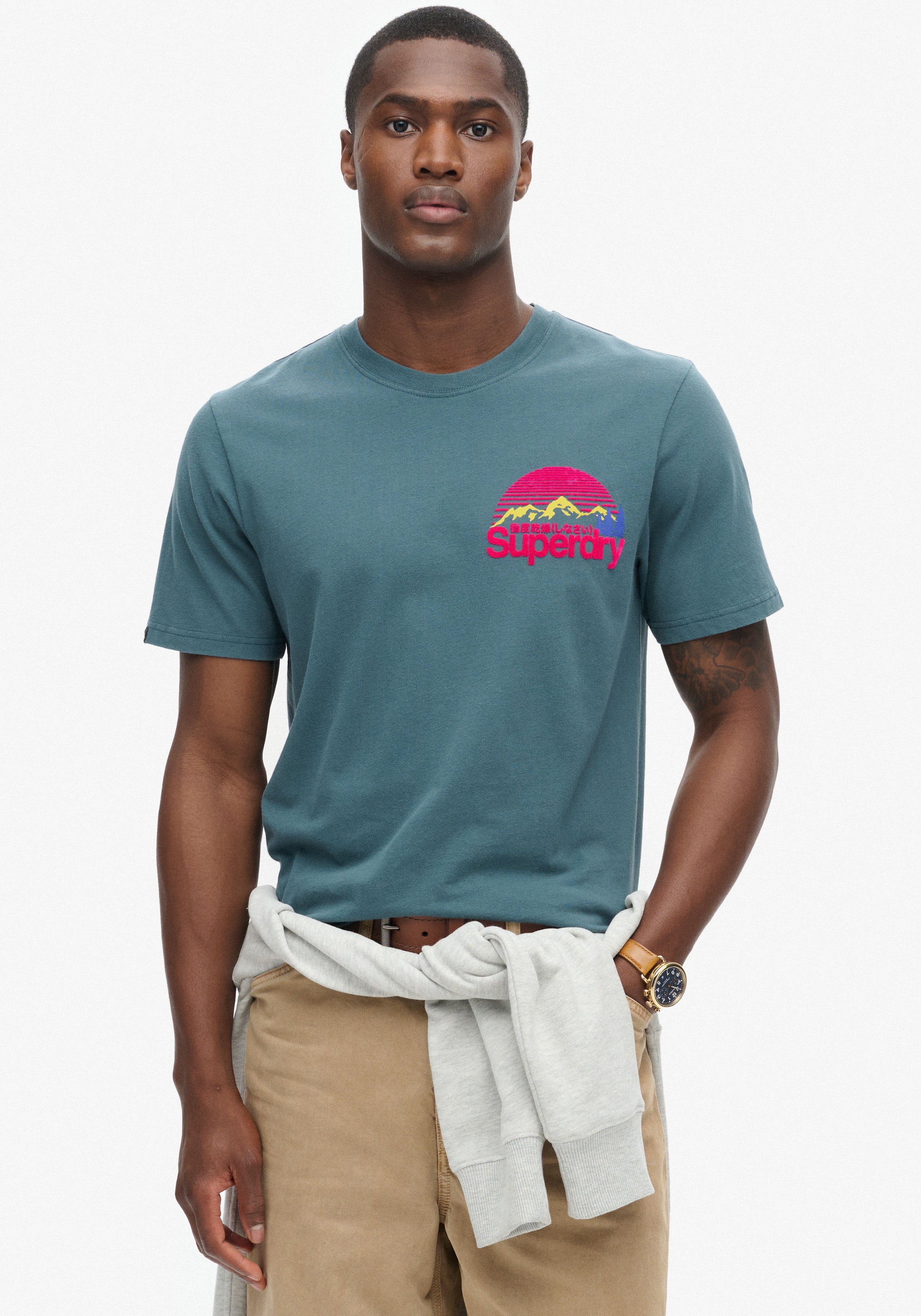 Rundhalsshirt »GREAT OUTDOOR CHEST GRAPHC TEE«