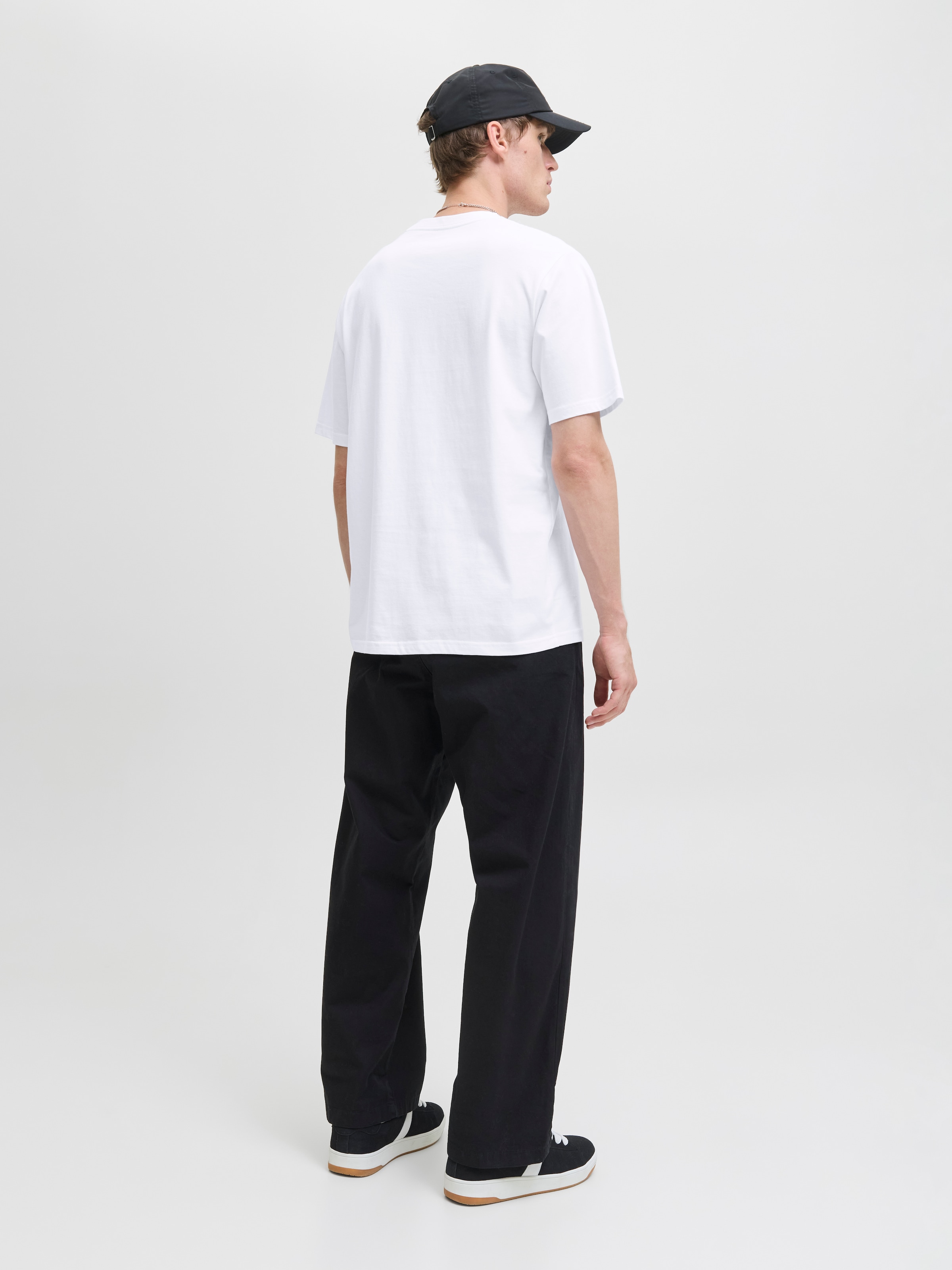 Jack & Jones T-Shirt »JJESOHO TEE SS CREW NECK NOOS«, mit stylischen Print