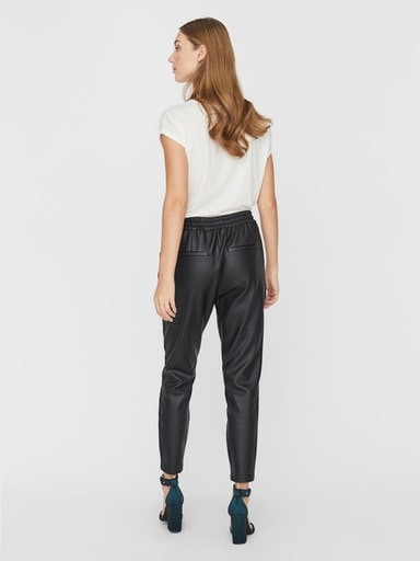 Vero Moda Lederimitathose »VMEVA MR LOOSE STRING COATED PNT«