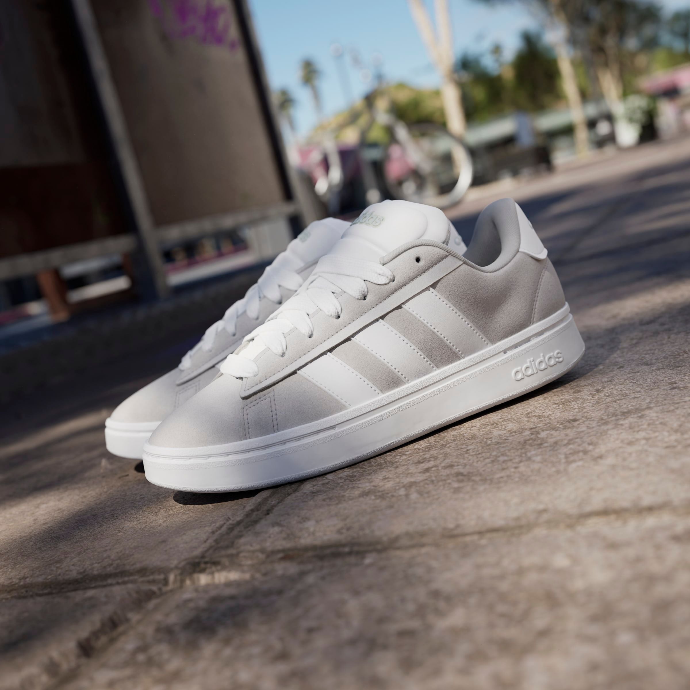 adidas Sportswear Sneaker »GRAND COURT ALPHA«, Design inspiriert vom adidas Campus 00