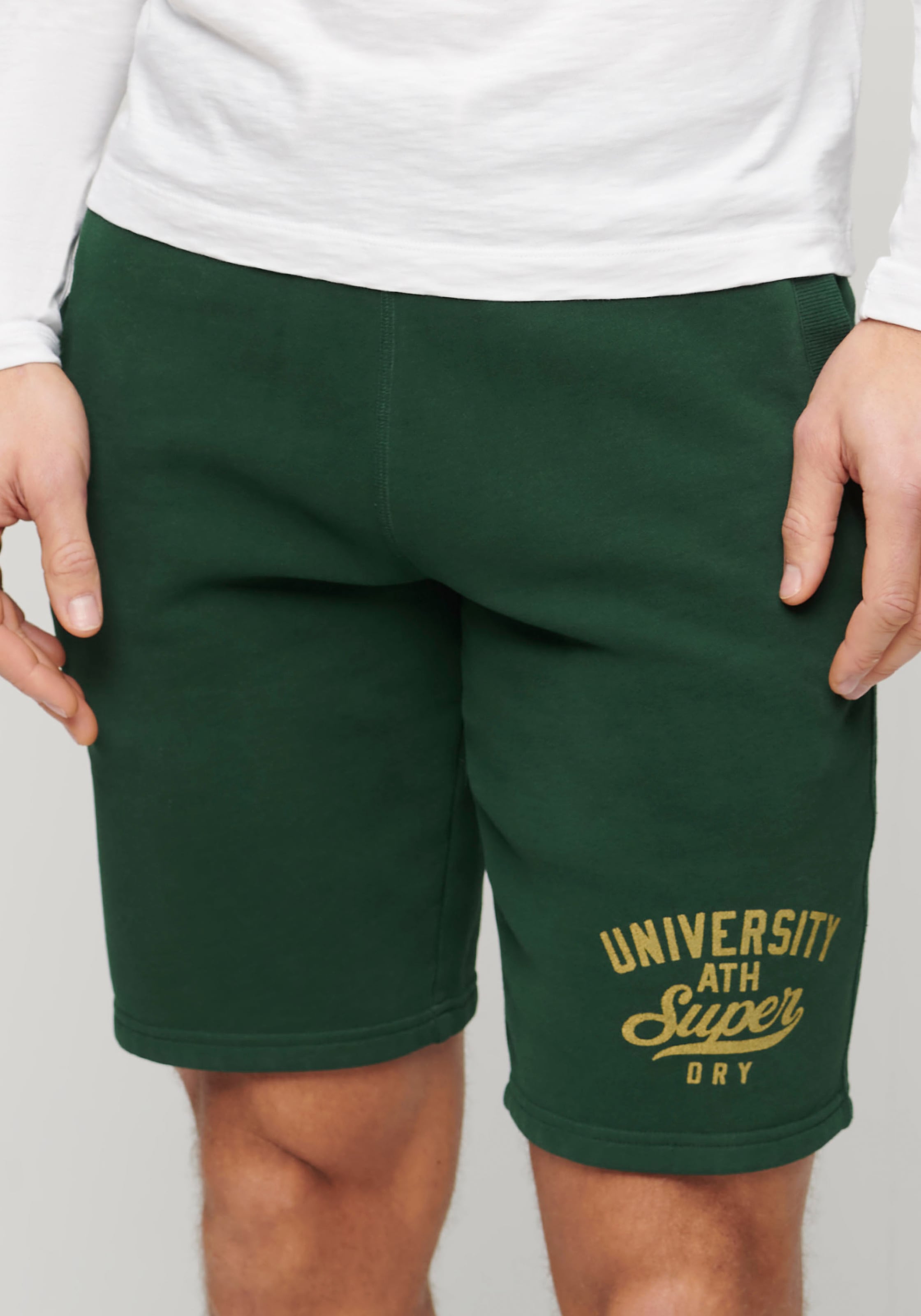 Superdry Sweatshorts »SD-ATHLETIC COLL GRAPHIC SHORT«