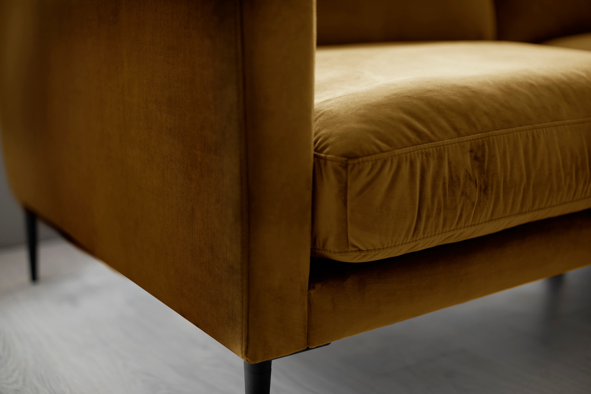 Trends by HG 3-Sitzer »Svea«, mit Metallfuss, frei im Raum stellbar