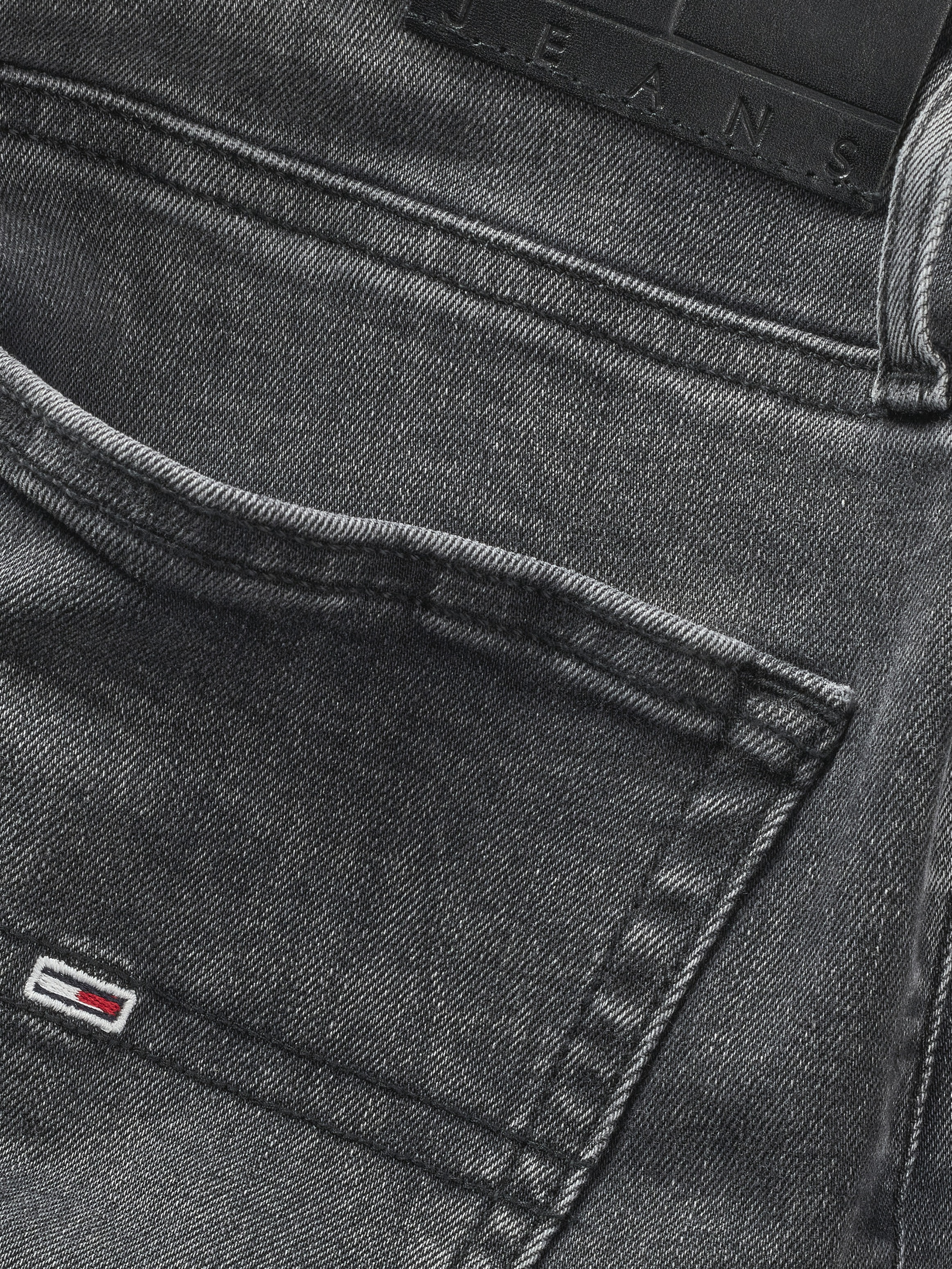Tommy Jeans Slim-fit-Jeans »Ryan Regular Slim Straight«, Slim‑Straight‑Jeans aus hochwertigem Denim regulärer Leibhöhe