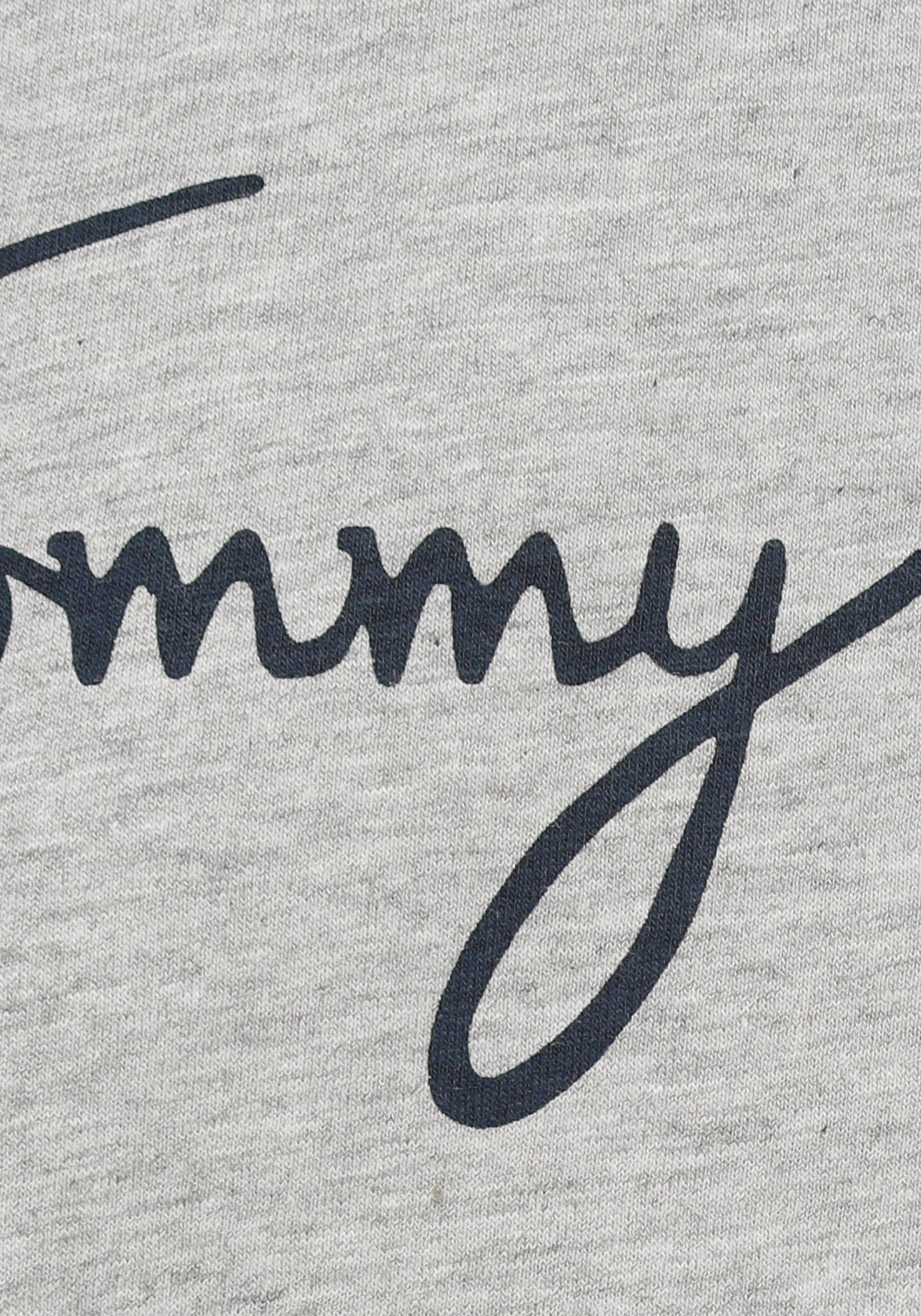 Tommy Hilfiger T-Shirt »HERITAGE CREW NECK GRAPHIC TEE«, mit Tommy Hilfiger Script Logo-Schriftzug & Logo-Flag am Saum