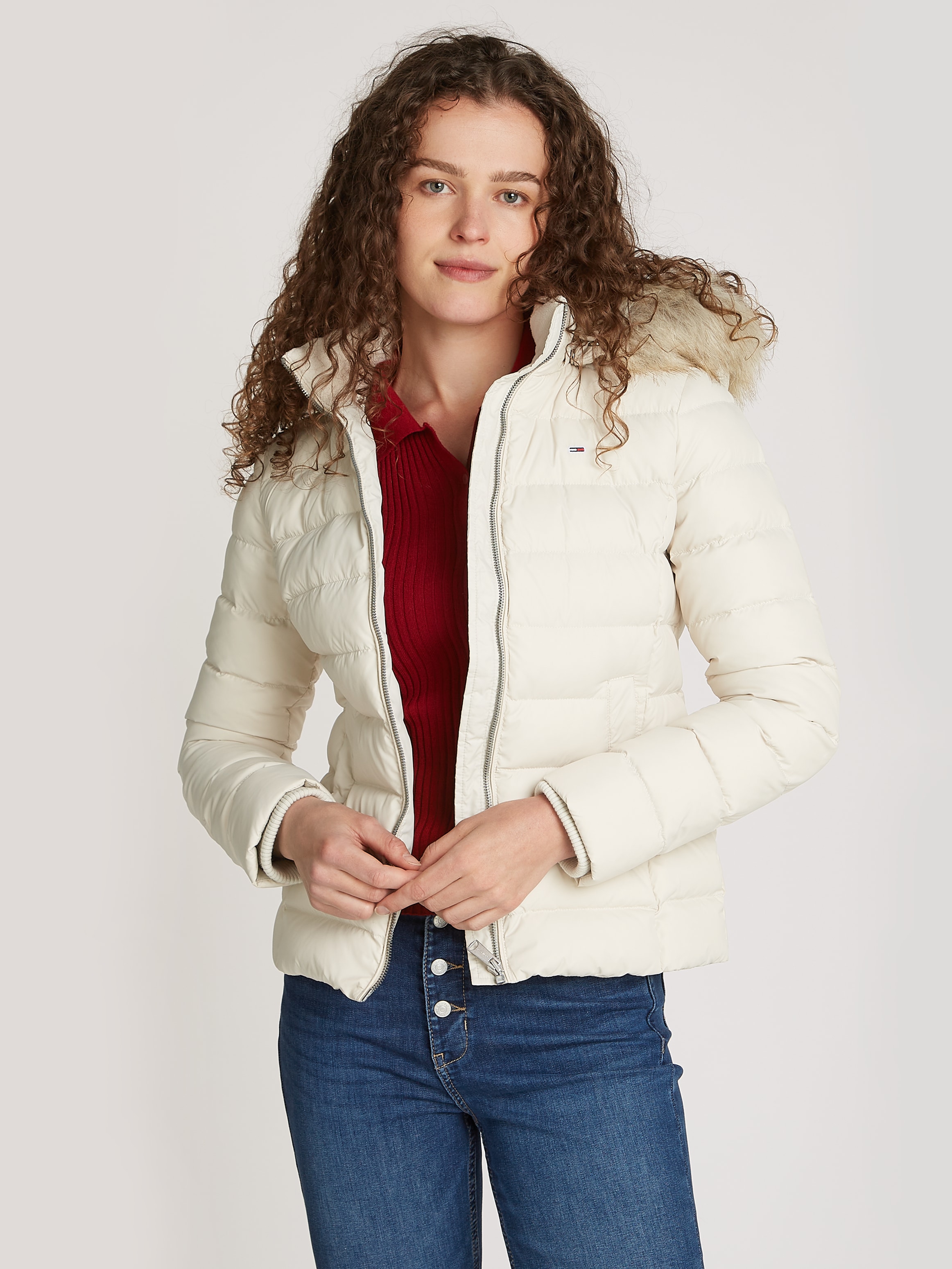 Tommy Jeans Steppjacke »TJW BASIC HOODED DOWN JACKET EXT«, mit Kapuze, mit Logostickerei