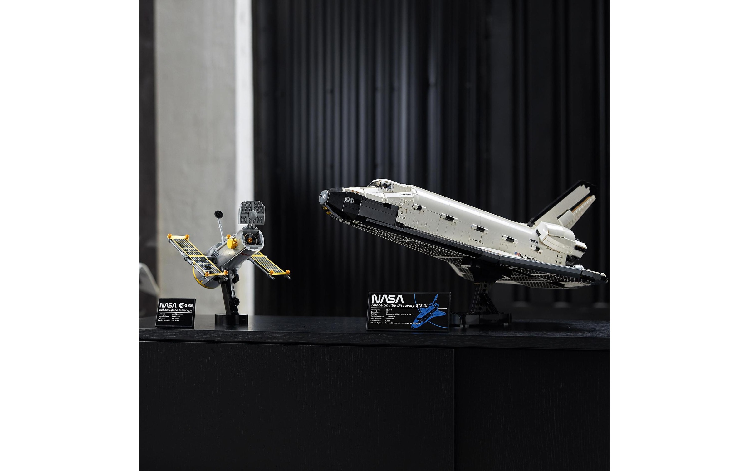 LEGO® Konstruktionsspielsteine »Space Shuttle Discovery 10283«, (2354 St.)