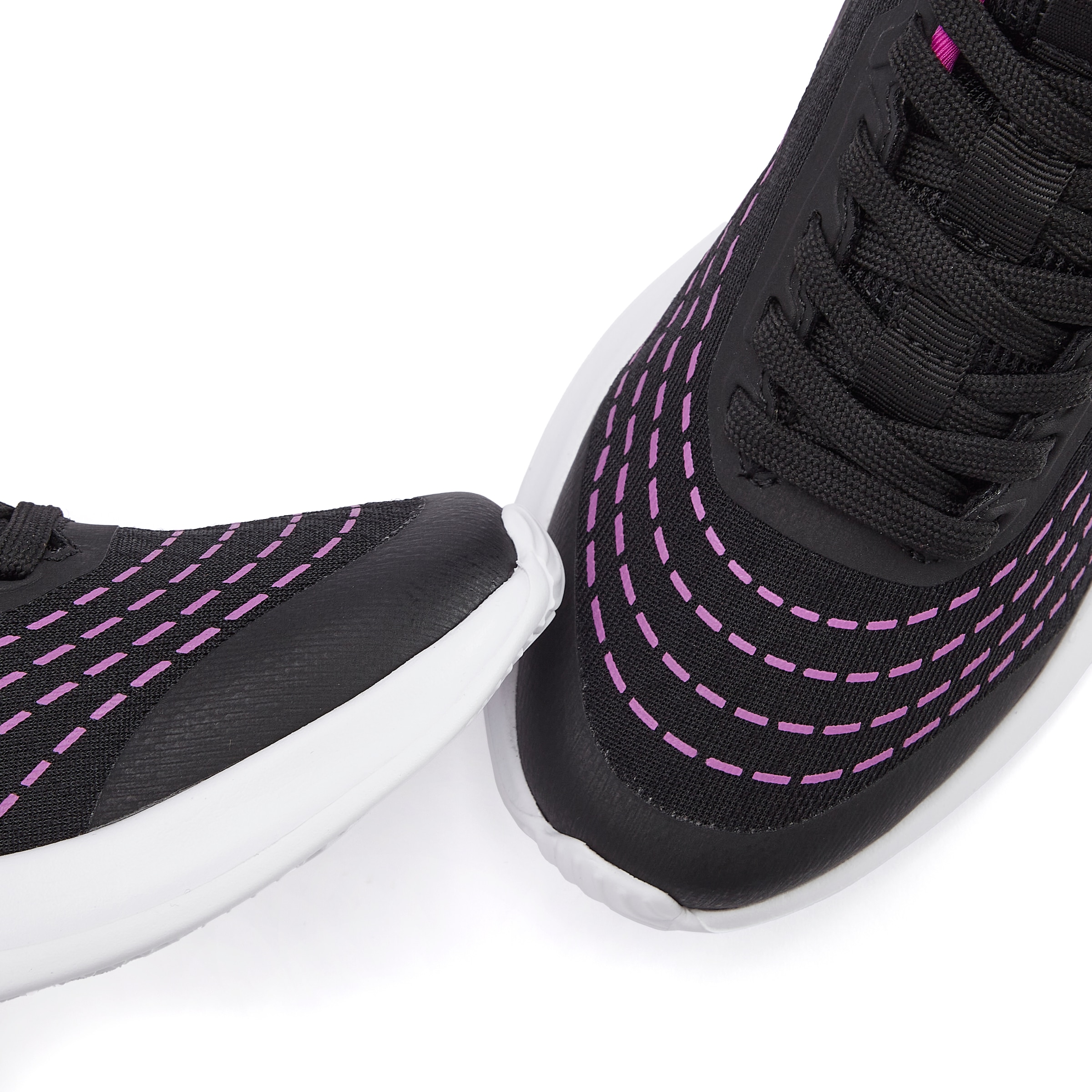 LASCANA Sneaker »Halbschuh, Schnürschuh, Freizeitschuh«, aus Textil mit Farbakzenten