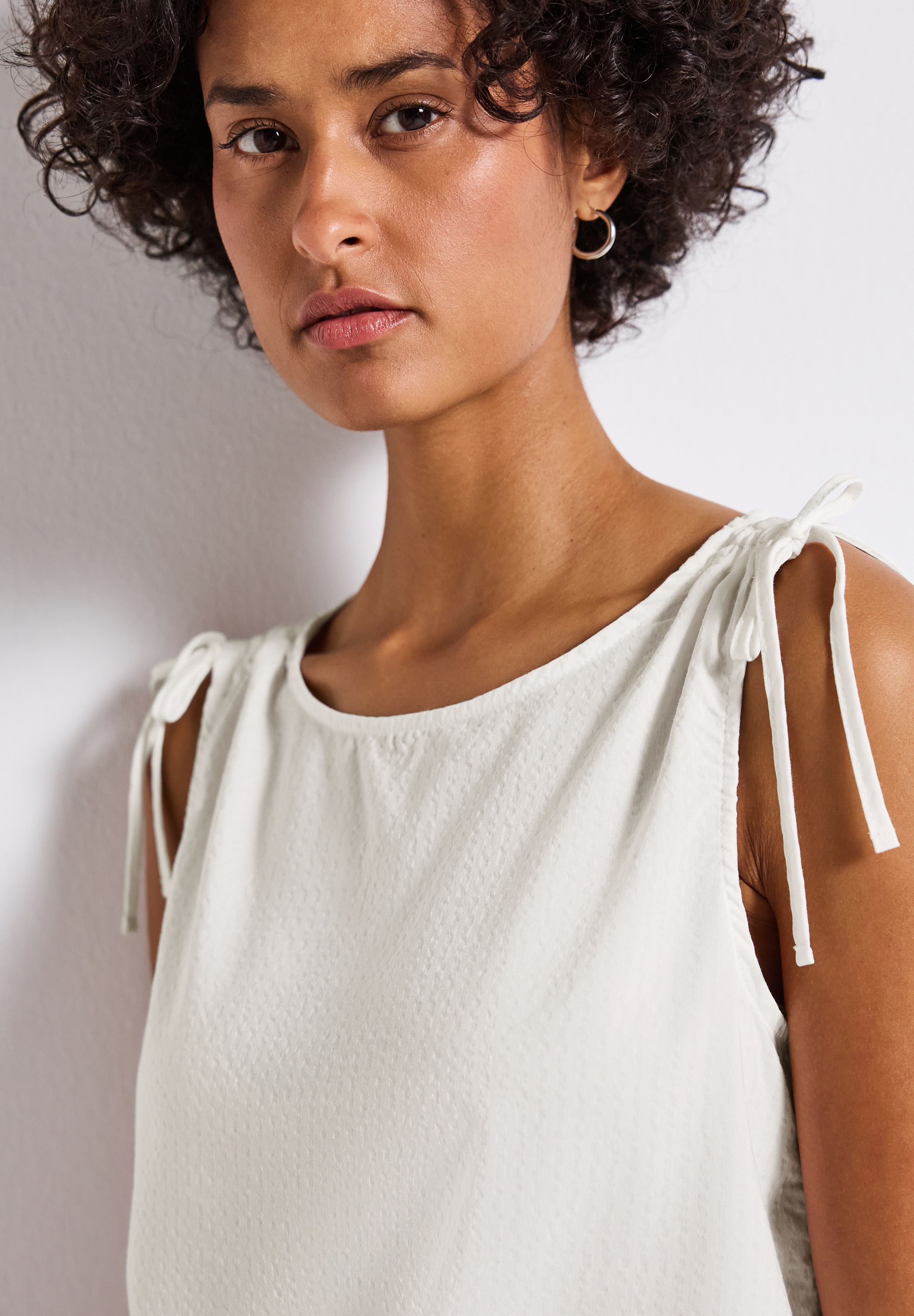 STREET ONE Blusentop, im Crinkle-Look, mit Knoten-Details