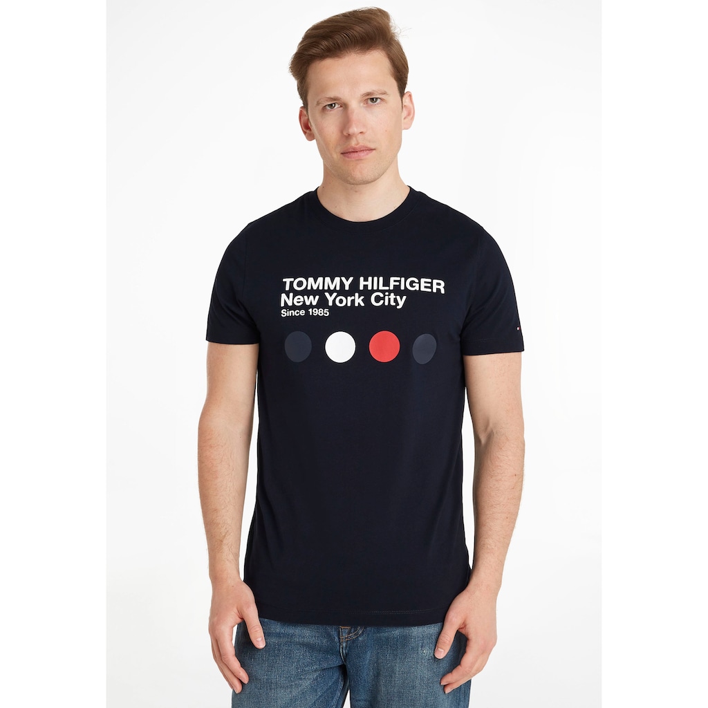 Tommy Hilfiger T-Shirt »METRO DOT GRAPHIC TEE«, mit Metro inspiriertem Druck