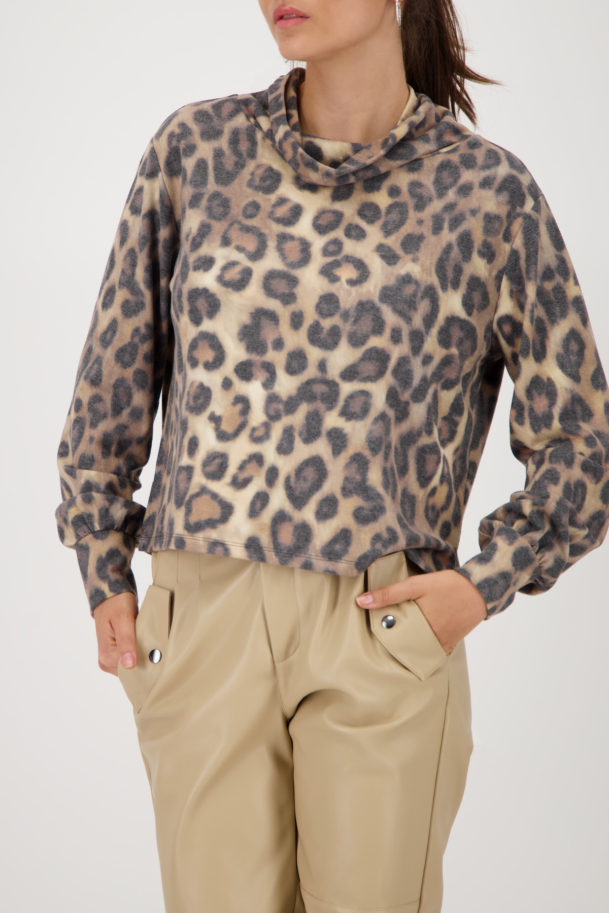 Monari Sweatshirt »Sweatshirt Leo Allover«, Regular fit mit Rundhalsausschnitt