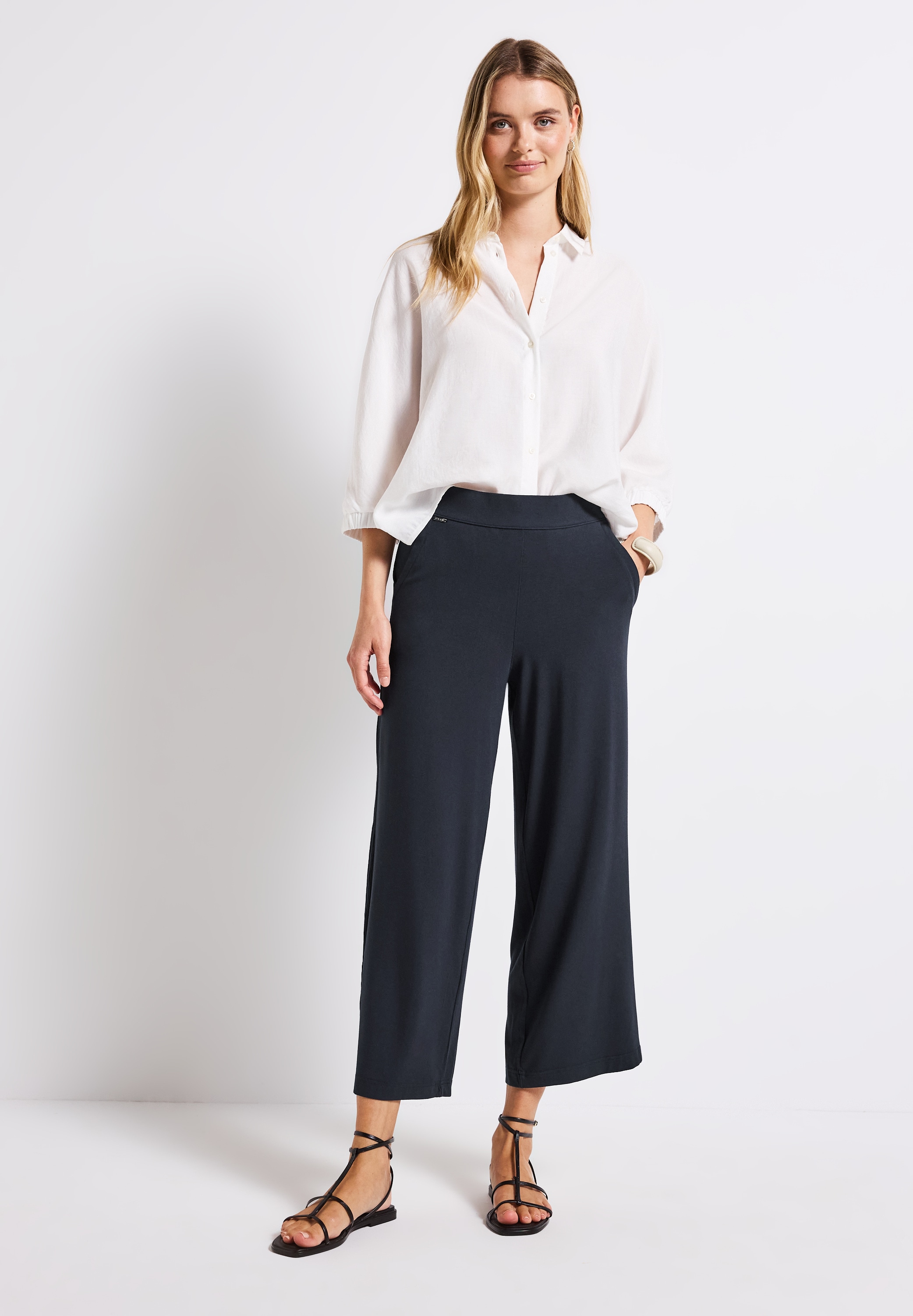 STREET ONE Stoffhose »Style EMEE«, Sommerhose 7/8-Länge und seitliche Taschen