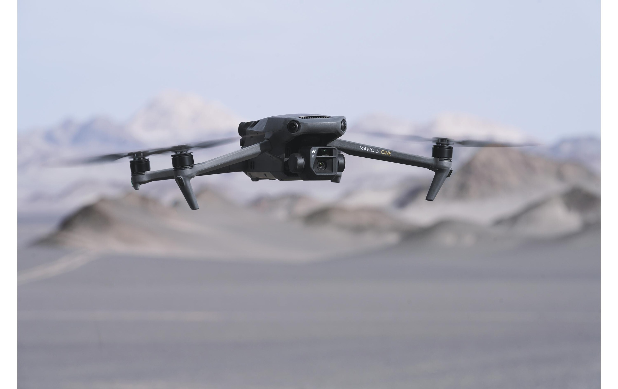 DJI Drohne »Mavic 3 Cine Premium Combo RTF«