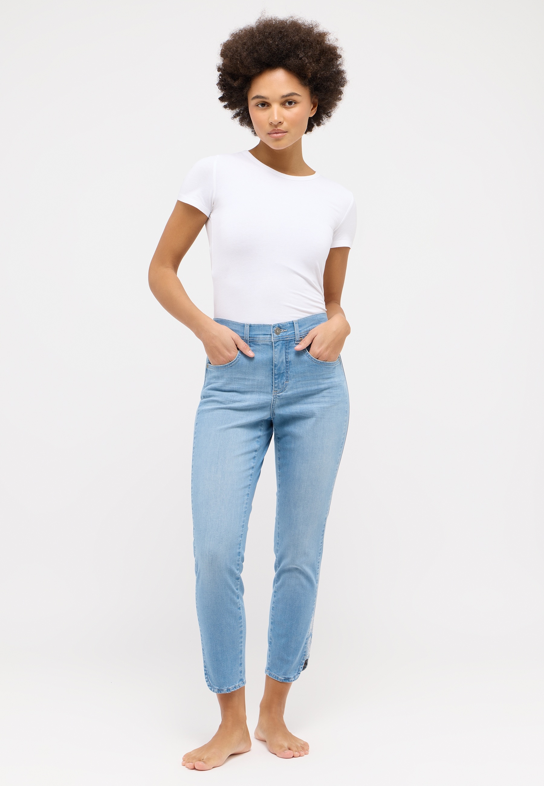 ANGELS Ankle-Jeans »ORNELLA SPARKLE«, mit Glitzersteinchen Applikation