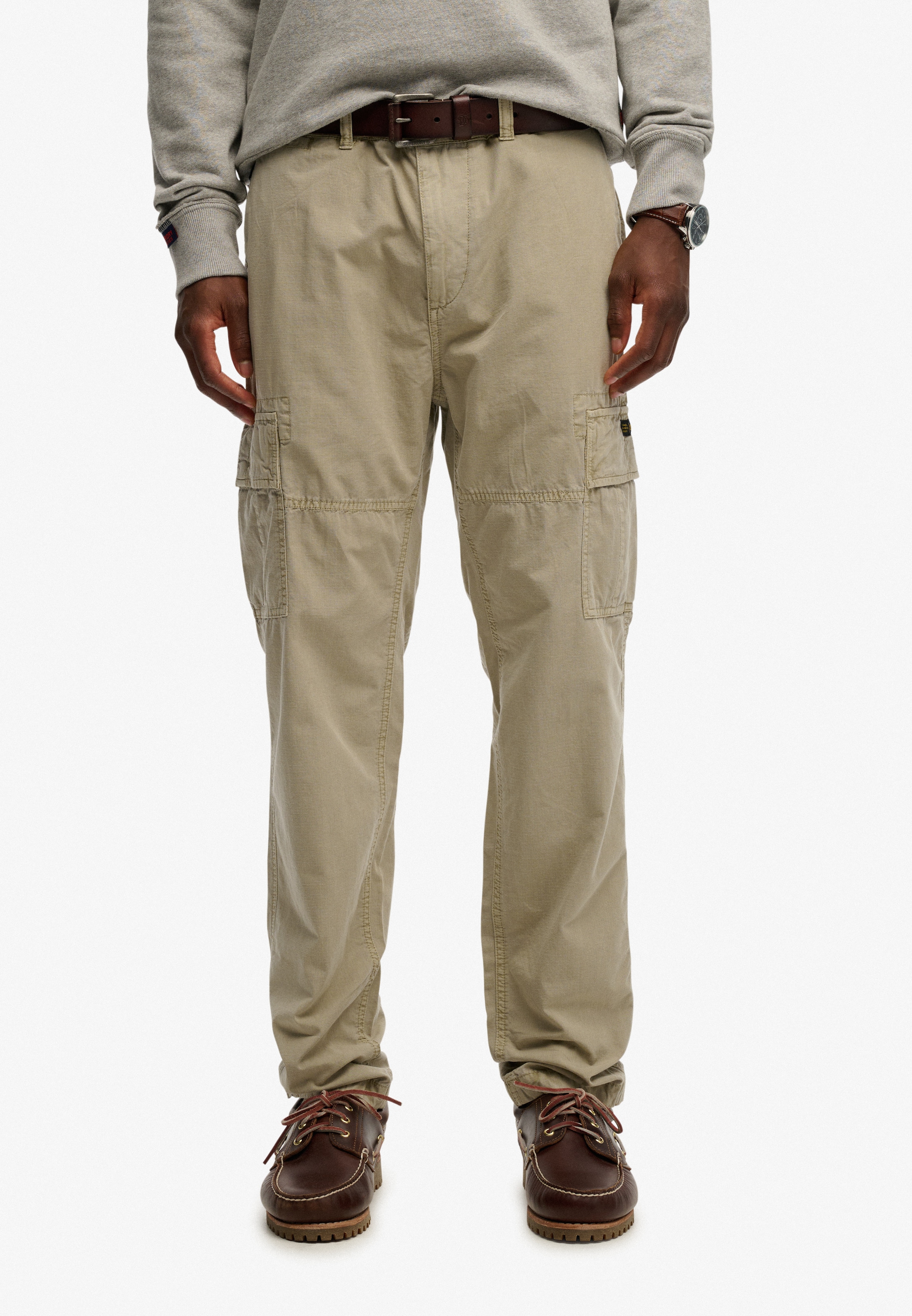 Superdry Cargohose "RIPSTOP LIGHT CARGO PANT" Regular Fit, knöchellange Schnittform, mit Reissverschluss