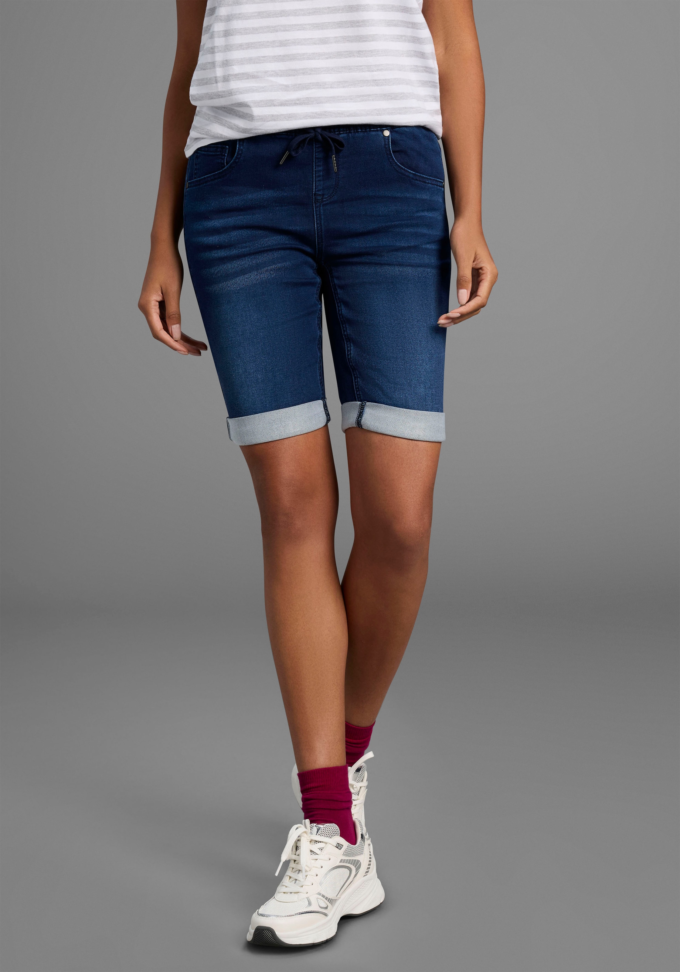 Arizona Jogg-Jeansbermudas hohe Leibhöhe, krempelbare Beinabschlüsse, Used-Look