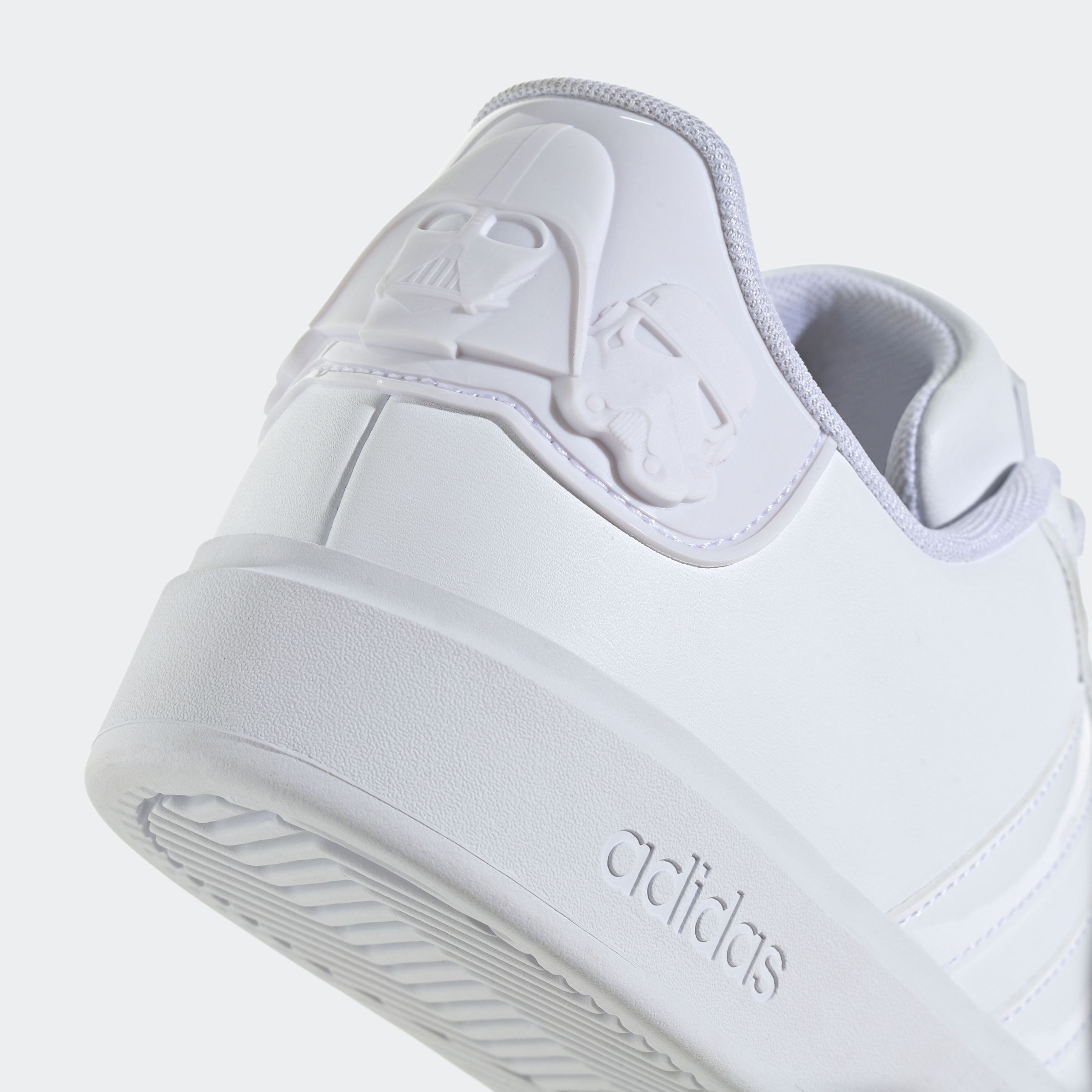 adidas Sportswear Sneaker »ADIDAS STAR WARS GRAND COURT SCHUH«, Design auf den Spuren des adidas Superstar