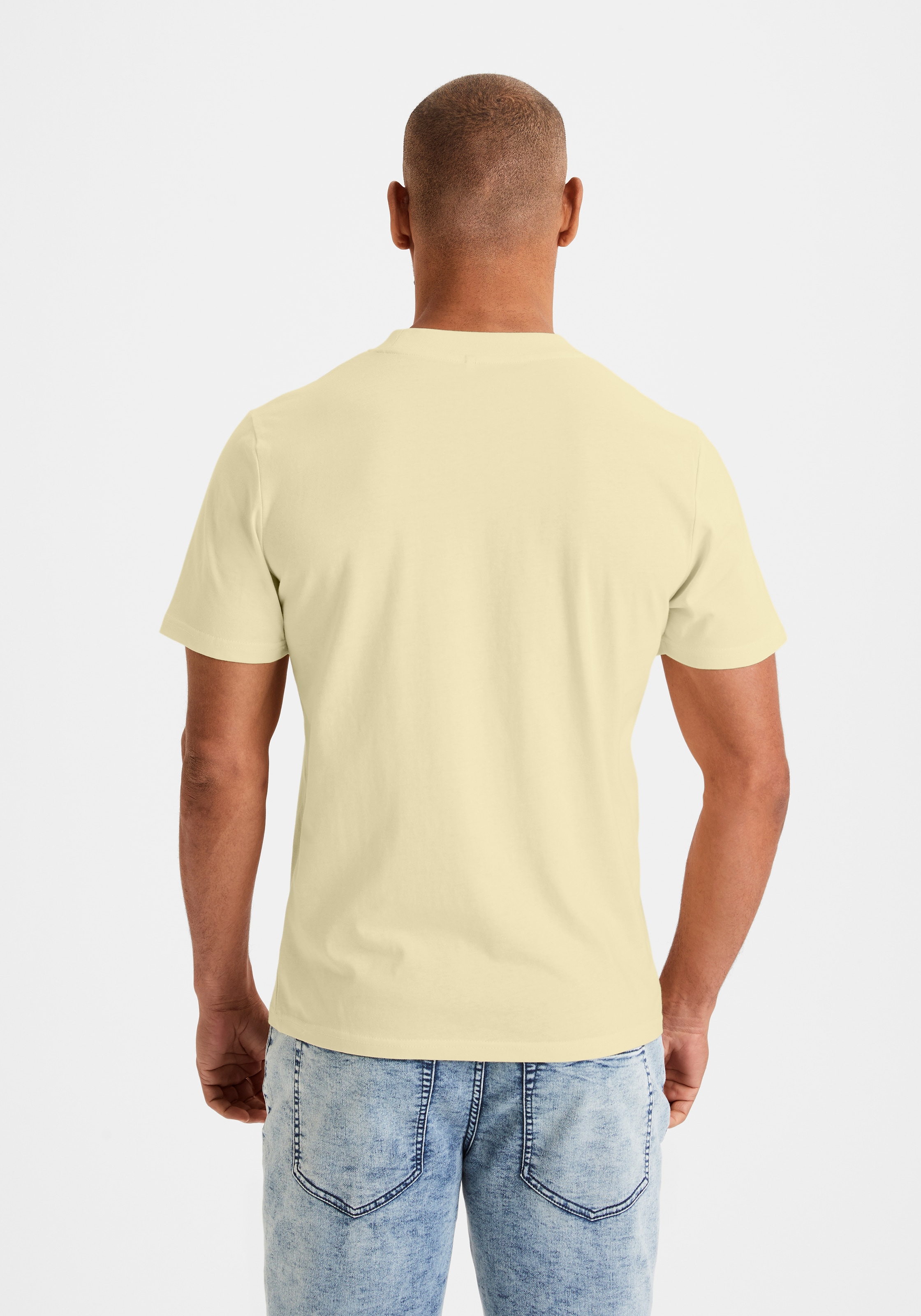 KangaROOS T-Shirt, (2er-Pack), ein Must-Have | Jelmoli-Versand kaufen Form in klassischer online
