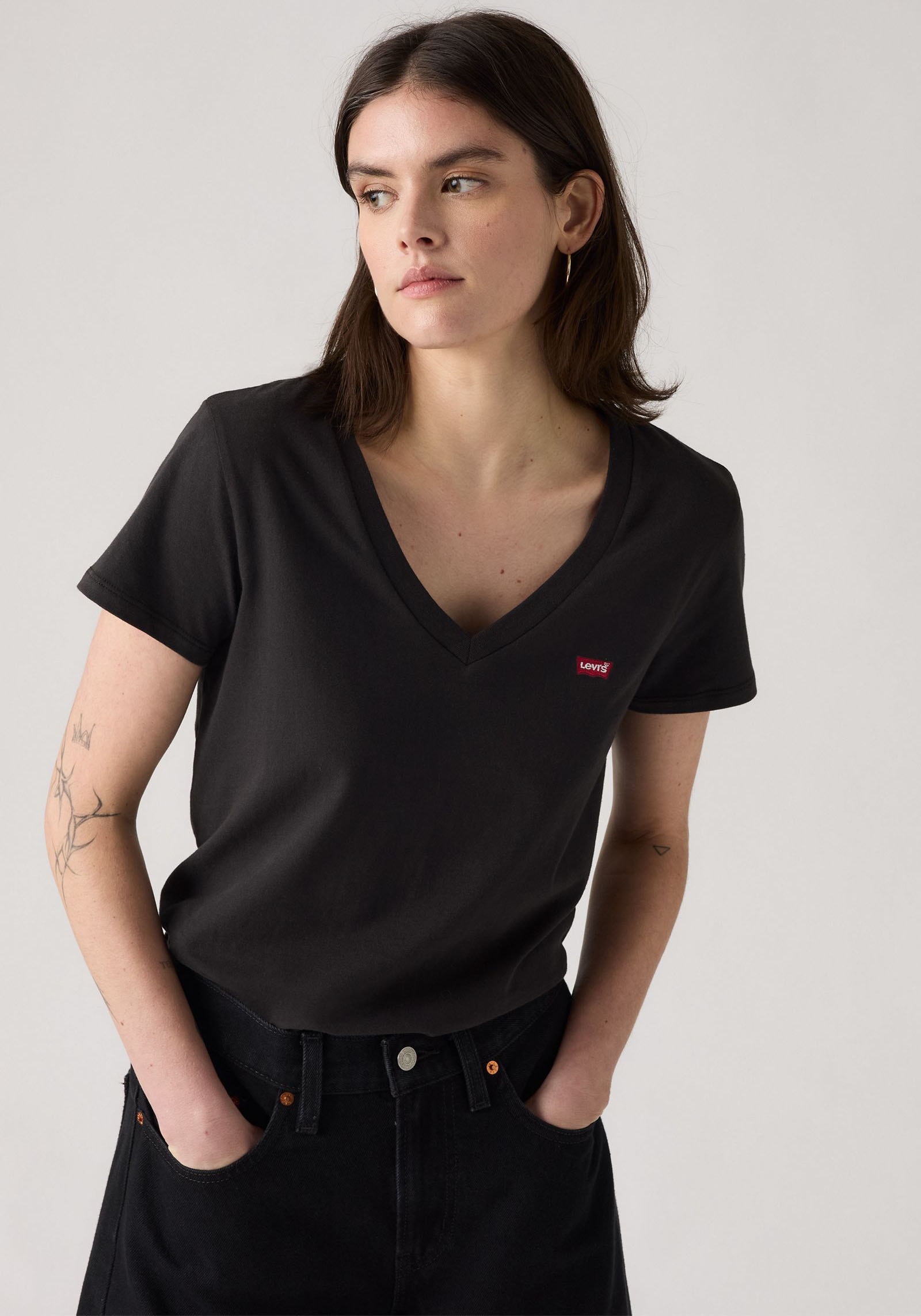 Levi's® T-Shirt »VNECK TEE 2 PACK«, (Packung, 2 tlg.)