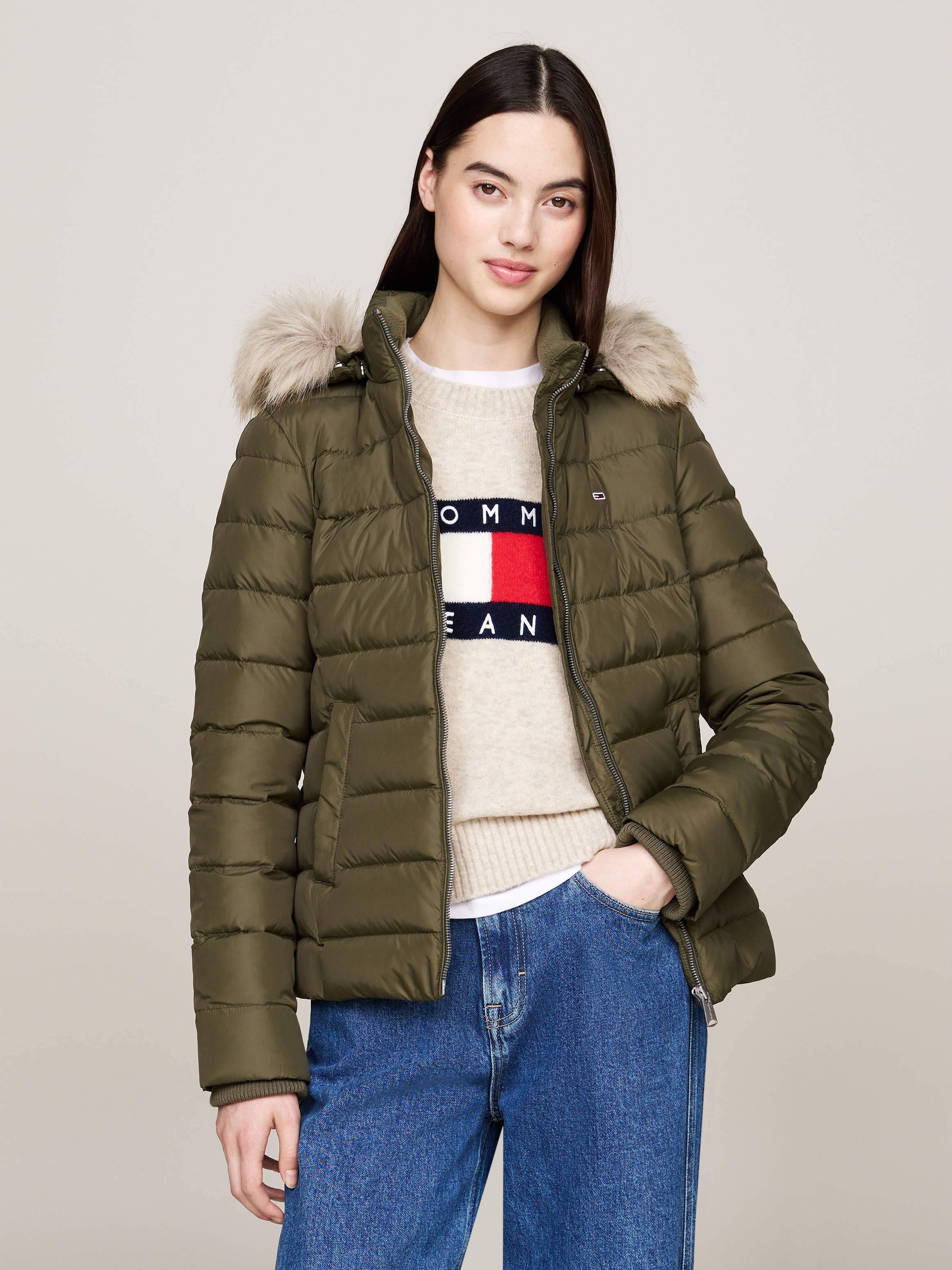 Tommy Jeans Curve Steppjacke »TJW BASIC HOODED DOWN JACKET EXT«, mit Kapuze, in Grossen Grössen, mit Kapuze