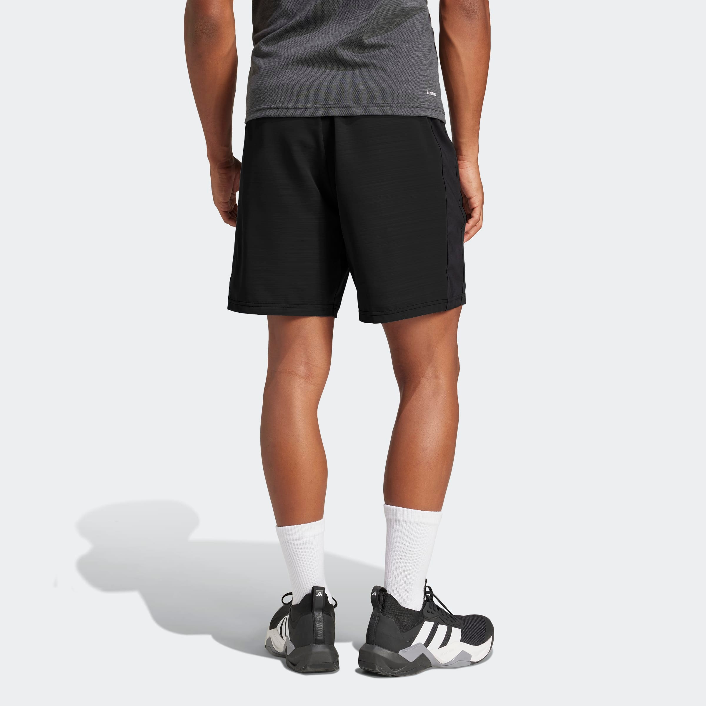 adidas Performance Shorts »TR-ES WV MEL S«, (1 tlg.), Trainingsshorts, meliert, leicht & atmungsaktiv