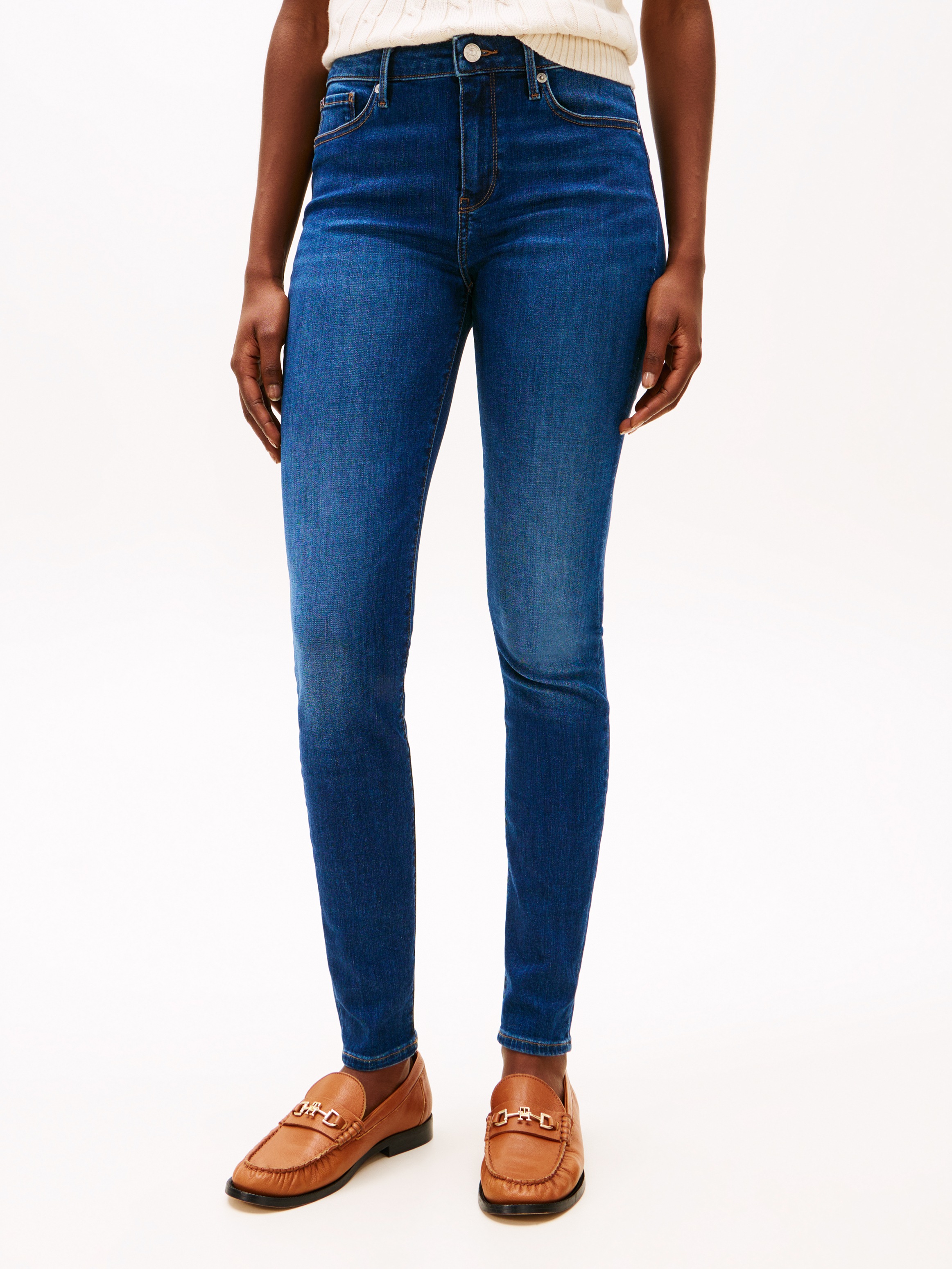 Tommy Hilfiger Skinny-fit-Jeans »COMO Skinny RW ACE mit Logo-Badge und knöchellangem Schnitt« casual, skinny fit, Denim, normaler Bundabschluss