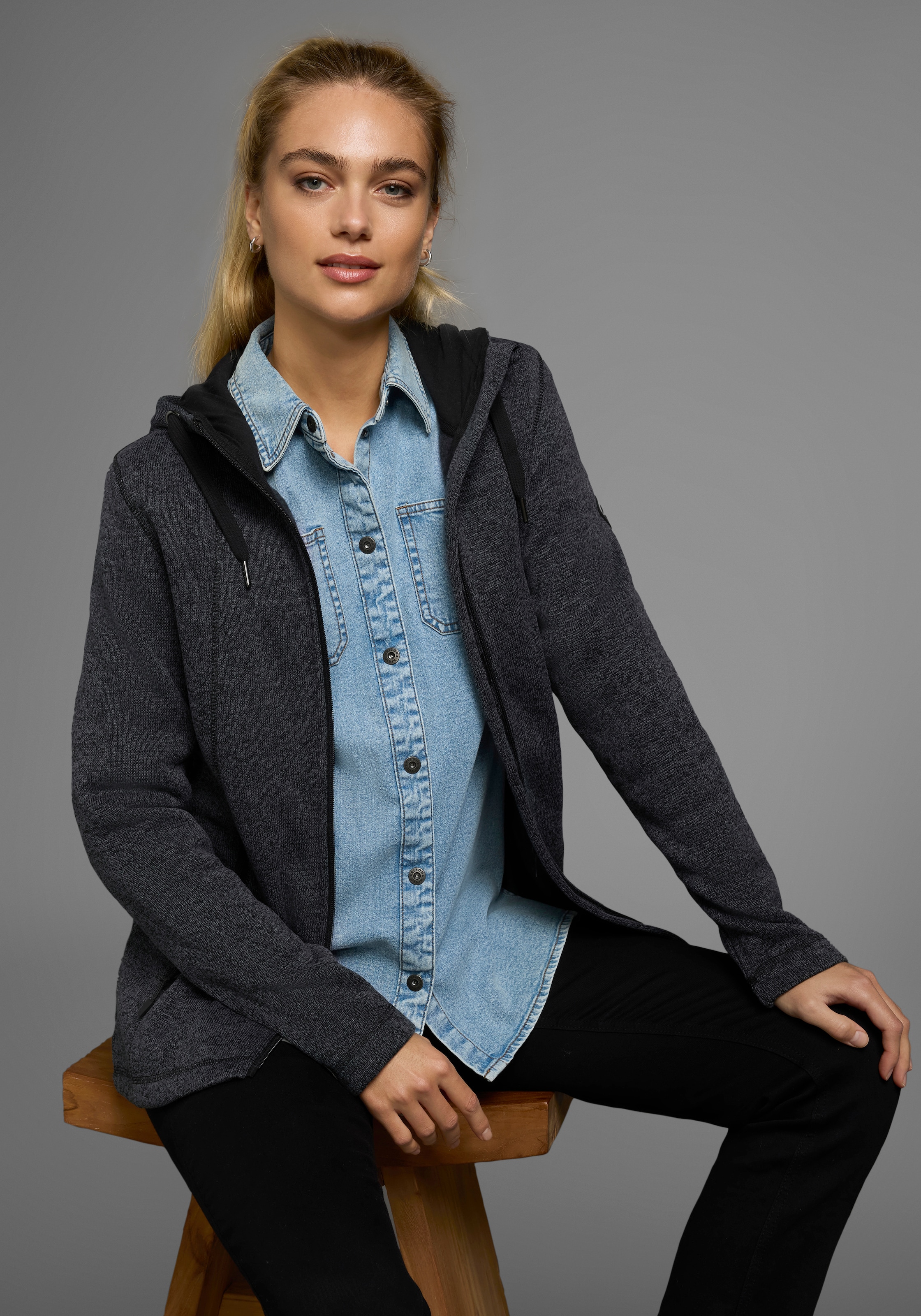 Polarino Strickfleecejacke, mit Kapuze, für kalte Tage, aus Strickfleece, sportlicher Stil