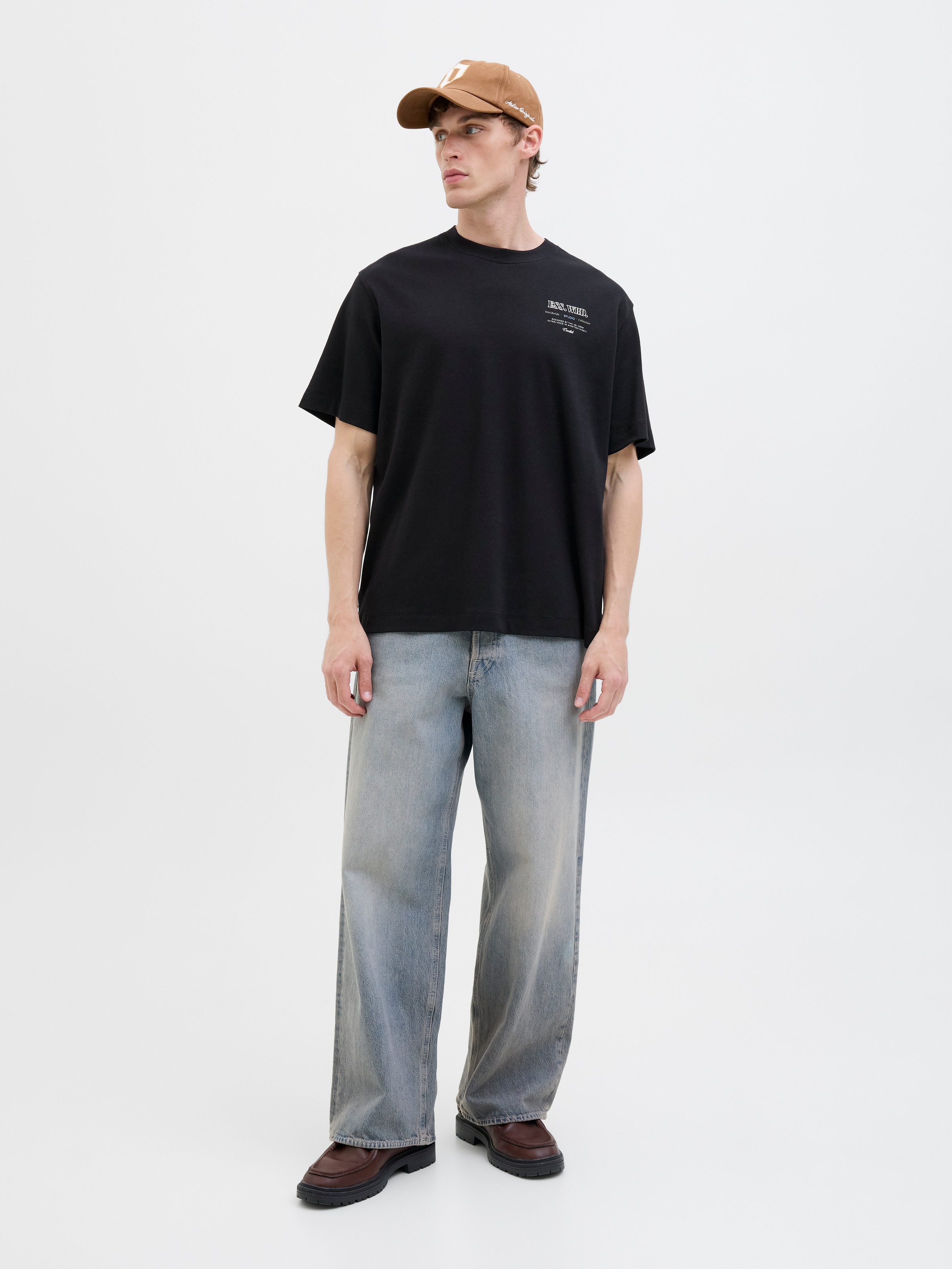 Jack & Jones Rundhalsshirt »JJEURBAN EDGE STUDIO TEE SS O-NECK NOOS«, mit Front und Back Print