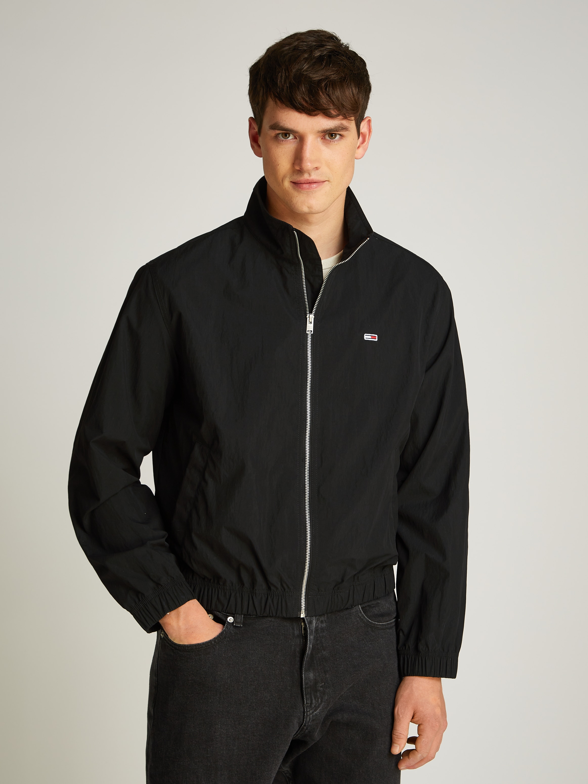 TOMMY JEANS Plus Allwetterjacke »TJM ESSENTIAL JACKET EXT«, in Grossen Grössen, Logostickerei,...