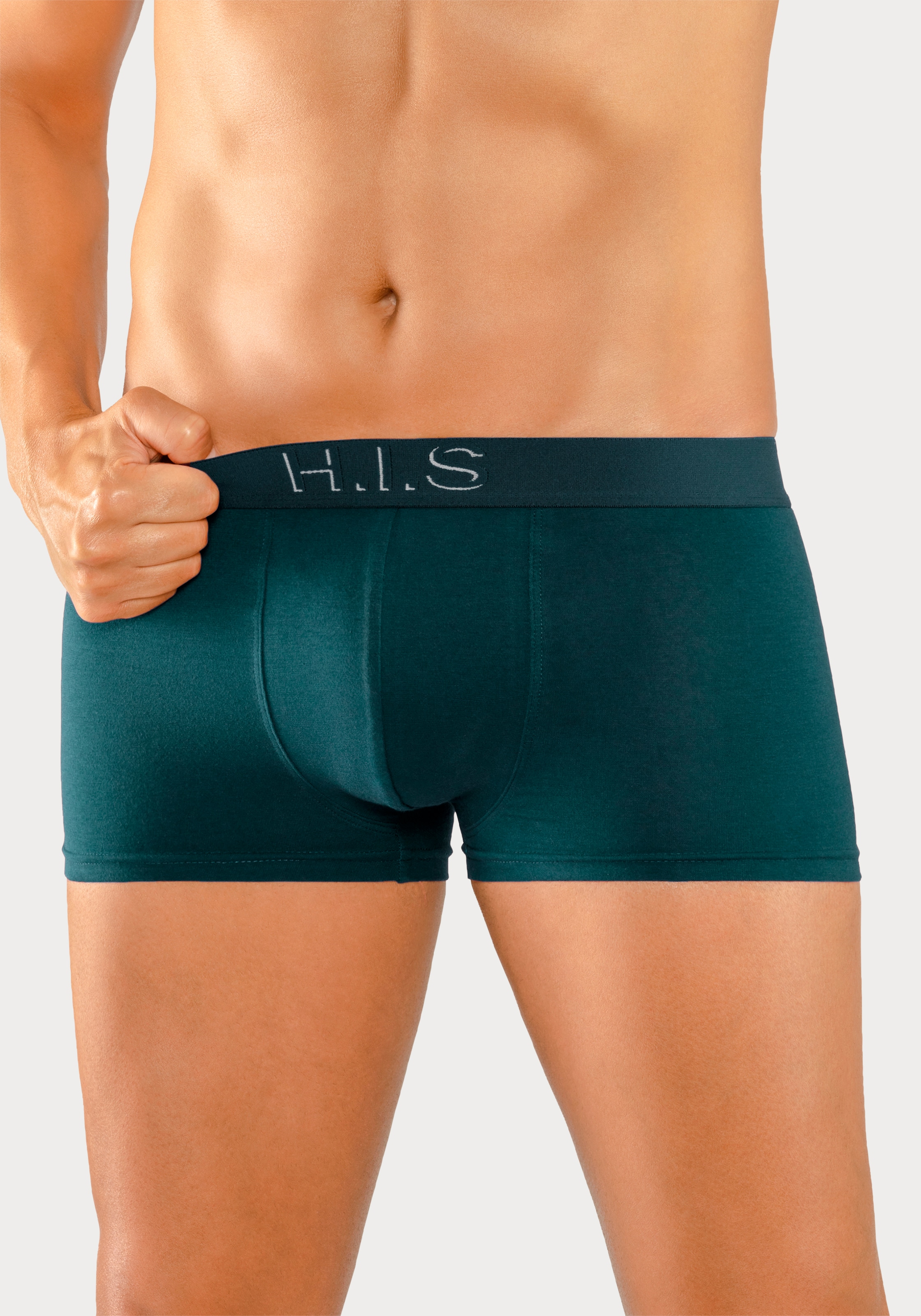 H.I.S Hipster, (Packung, 5 St.), knapp sitzende Boxershorts am Webbund mit Logoschriftzug mit 3D Effekt