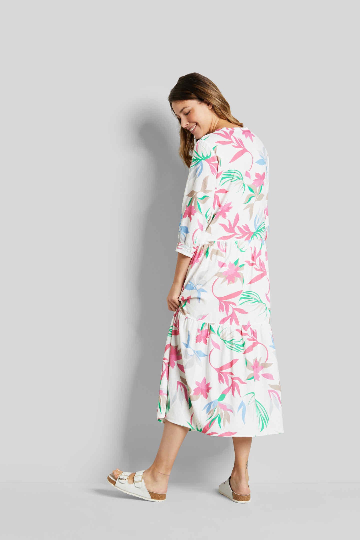 bugatti Sommerkleid, mit V-Ausschnitt online kaufen bei Jelmoli-Versand  Schweiz