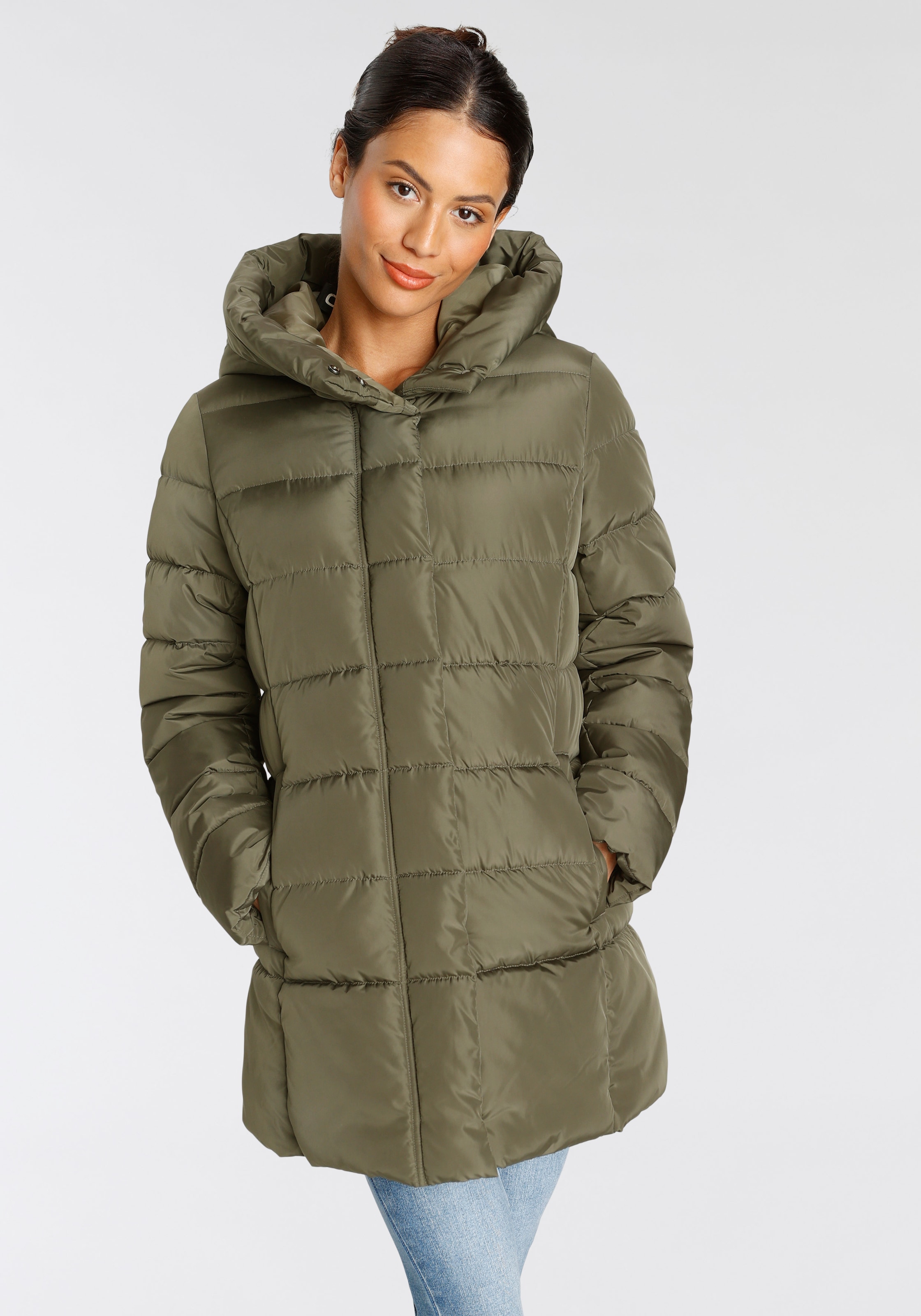 ONLY Steppjacke »ONLTINA PUFFER SHORT COAT OTW«, mit Kapuze, leicht glänzende Oberfläche