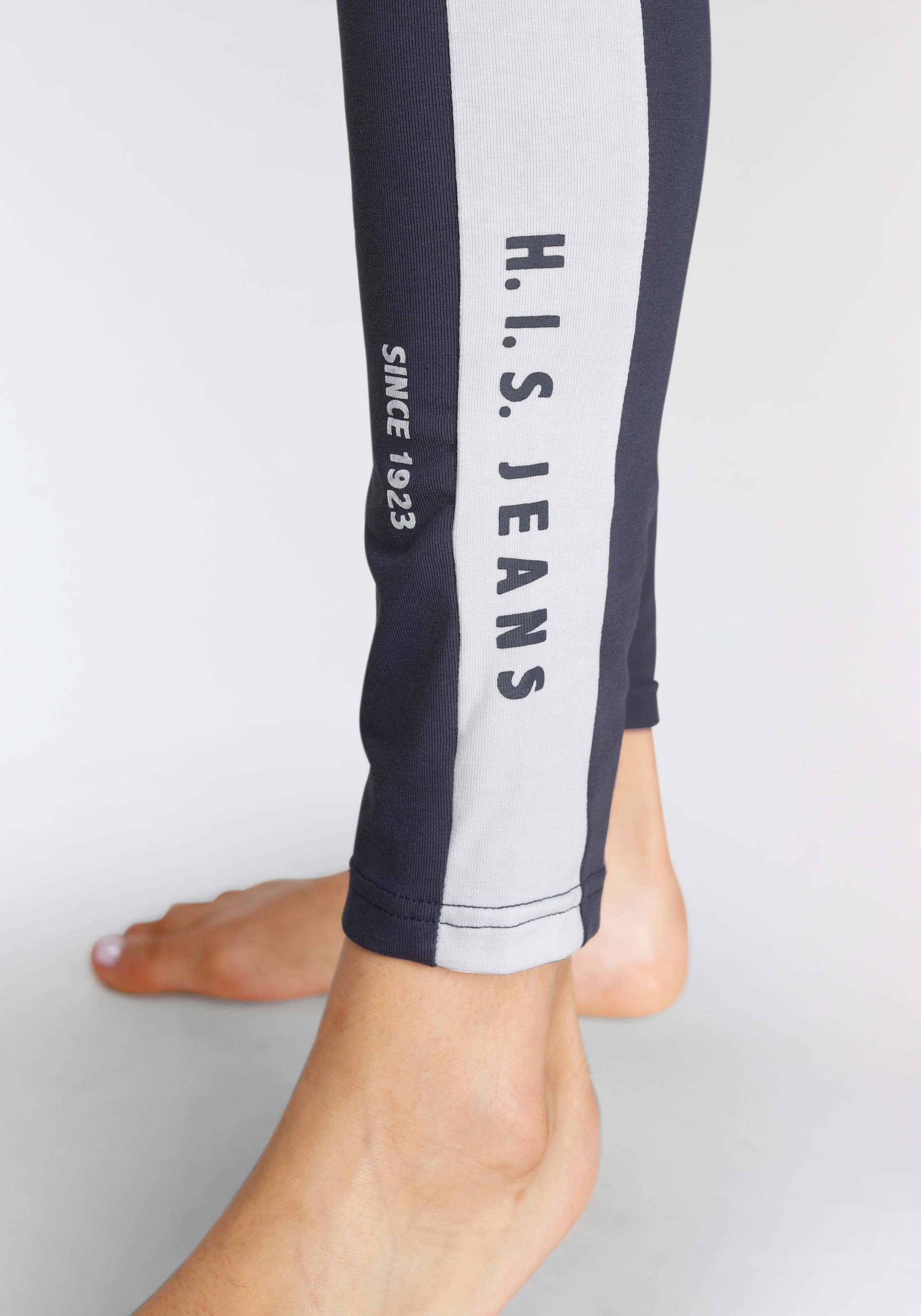 H.I.S Leggings, mit weissem Seitenstreifen und Logodruck