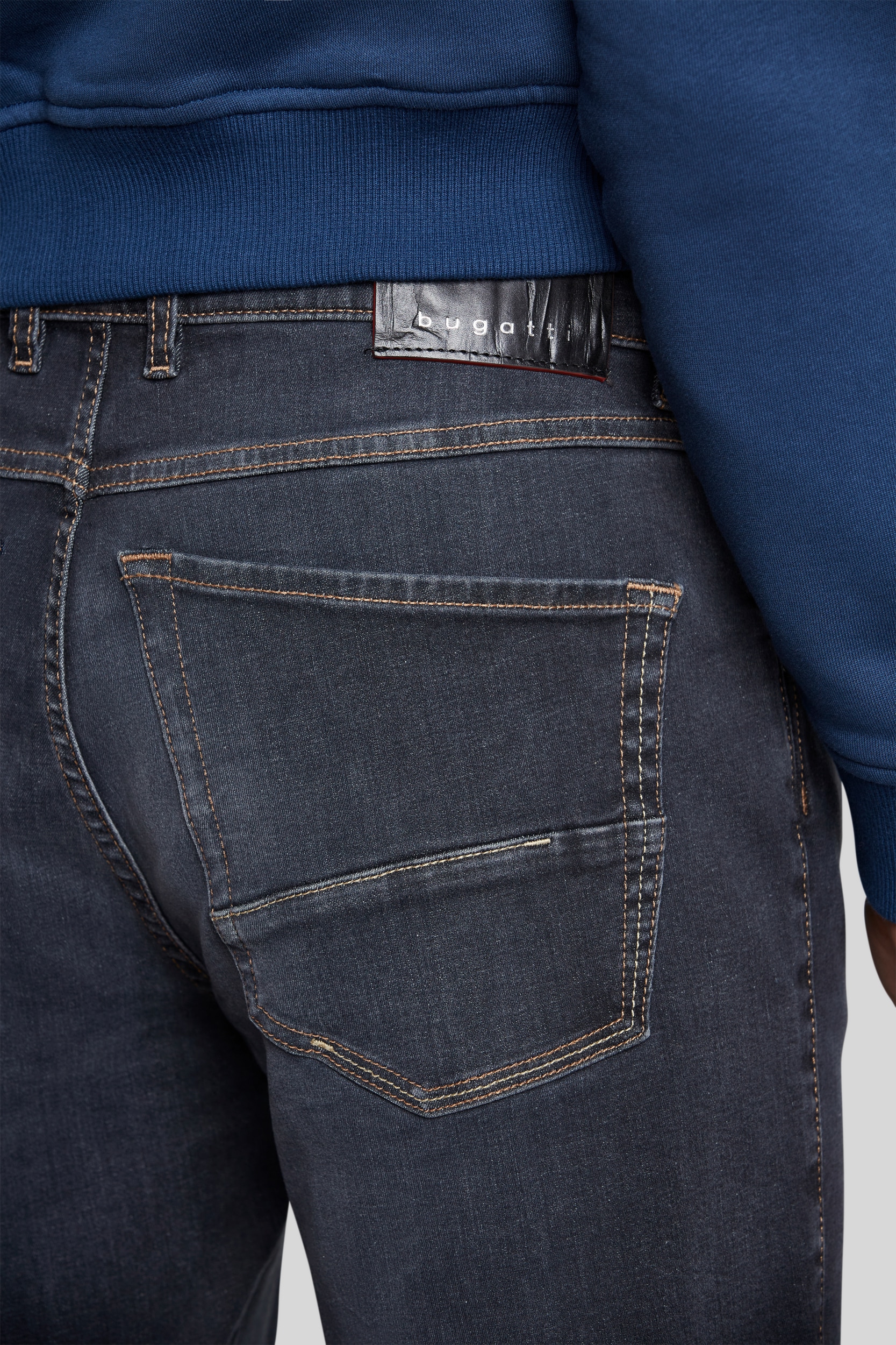 bugatti 5-Pocket-Jeans »Flexcity Denim«, mit hohem Tragekomfort