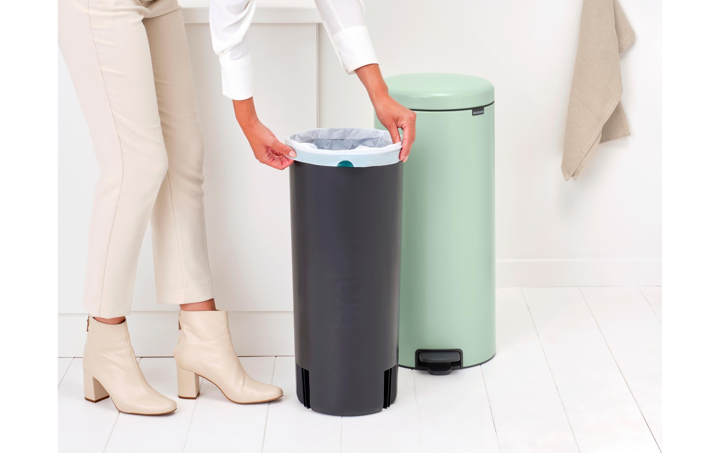 Brabantia Mülleimer »NewIcon 30 l, Grün«, 1 Behälter