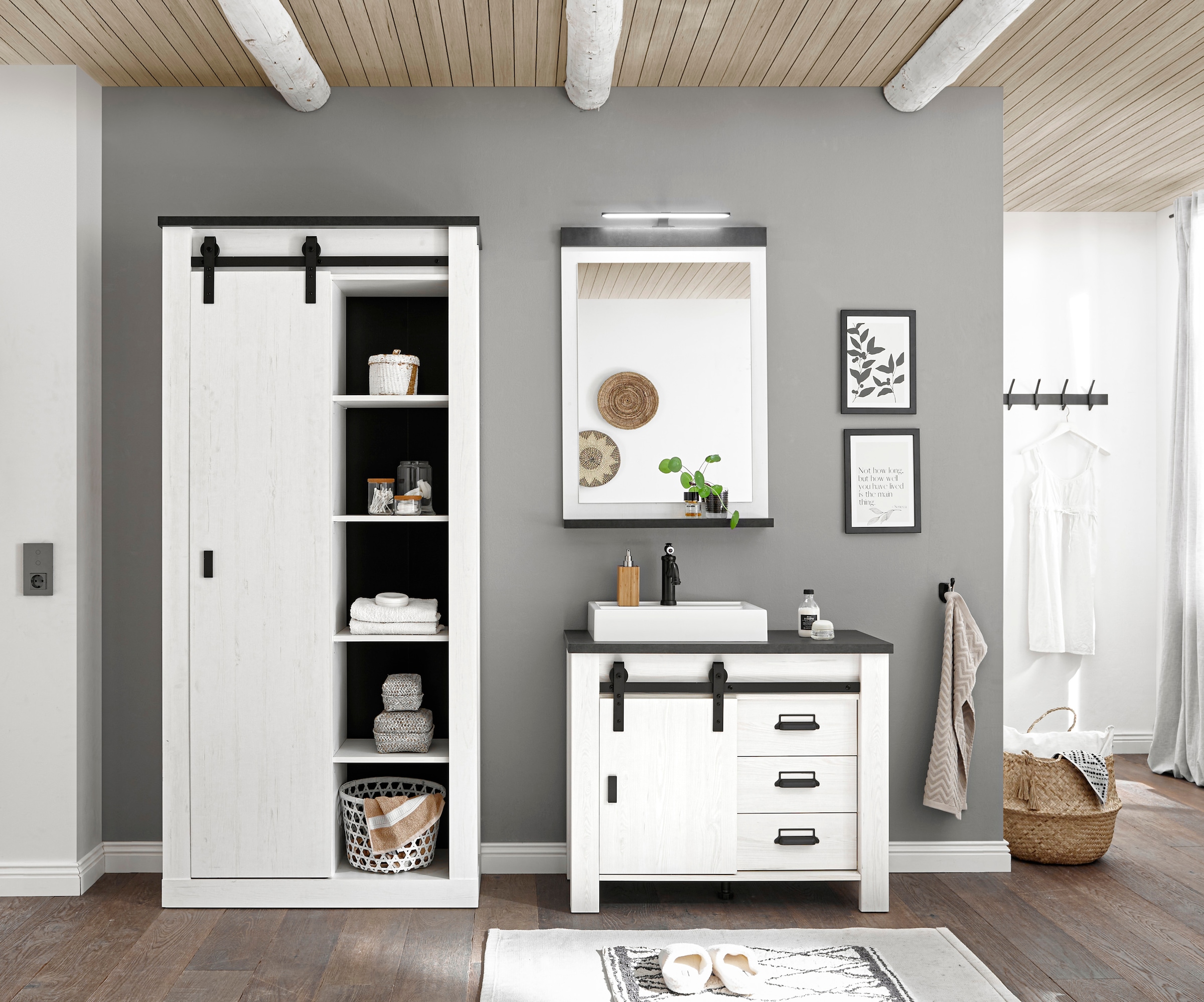 Home affaire Badmöbel-Set »SHERWOOD, Bad im modernen Design, 3-teiliges Badezimmer«, (3 St.), in 2 Farben verfügbar, Scheunentorbeschlag & Apothekergriff aus Metall