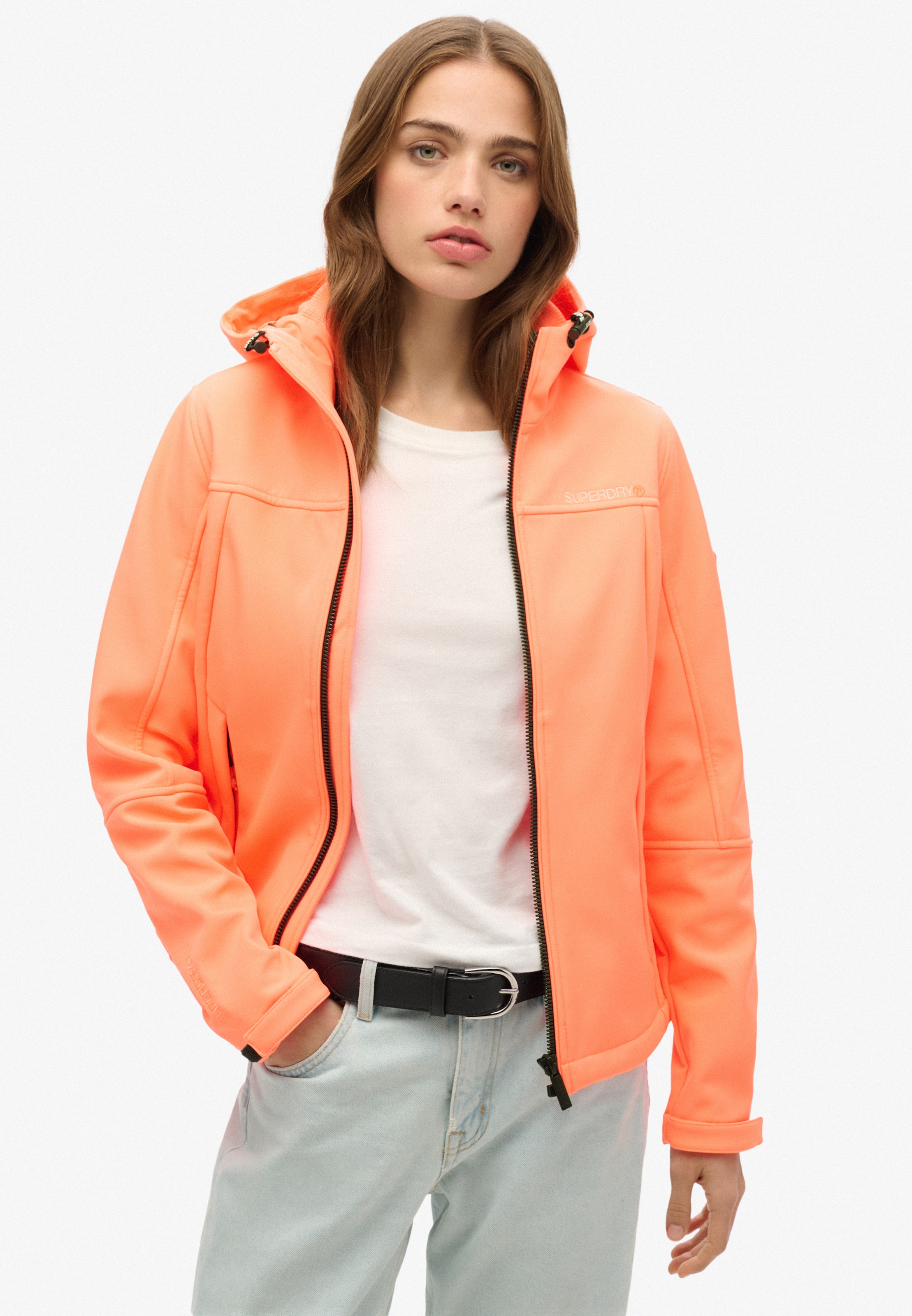 Superdry Outdoorjacke »HOODED CLASSIC TREKKER JKT«, mit Kapuze