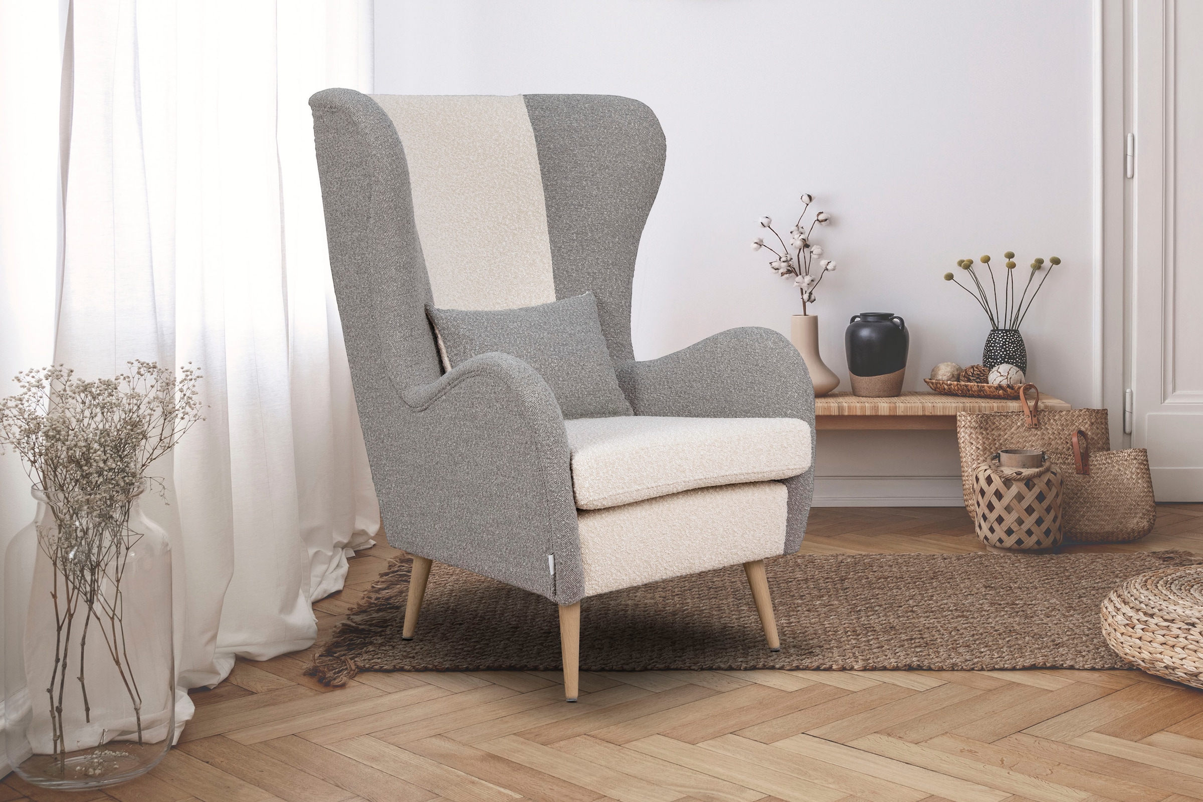 Guido Maria Kretschmer Home&Living Sessel »Salla Bezug Bouclé oder Struktur fein, Ohrensessel«, wahlweise mit oder ohne Hocker; grosser Sessel: Masse B/T/H: 78/94/118cm