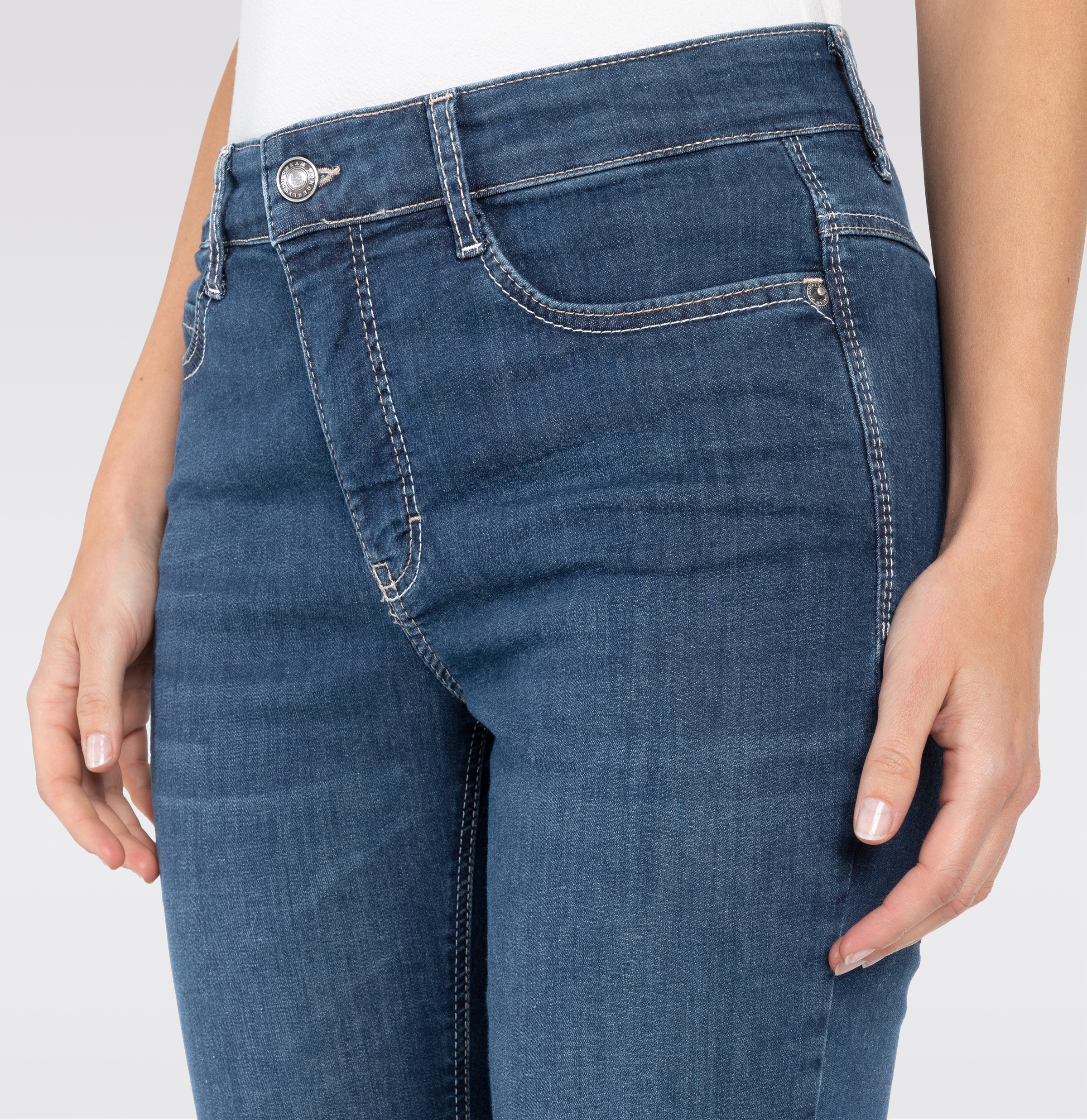 MAC Caprijeans »Dream-Sum«, Bequemer Sitz mit krempelbarem Saum