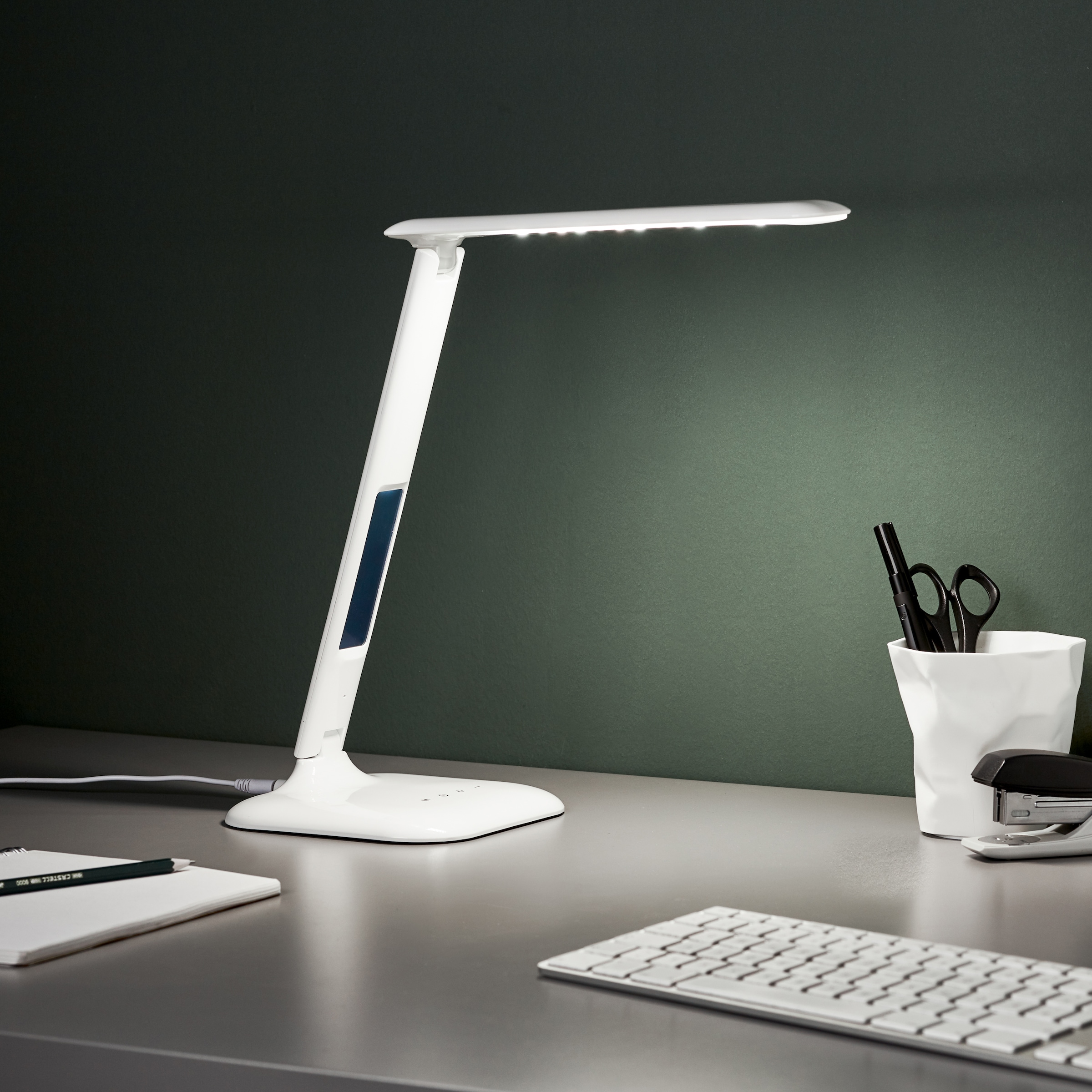 Brilliant LED Schreibtischlampe »Glenn«, 1 flammig-flammig, 55 cm Höhe, Touchdimmer, USB-Anschluss, Kunststoff/Metall, weiss