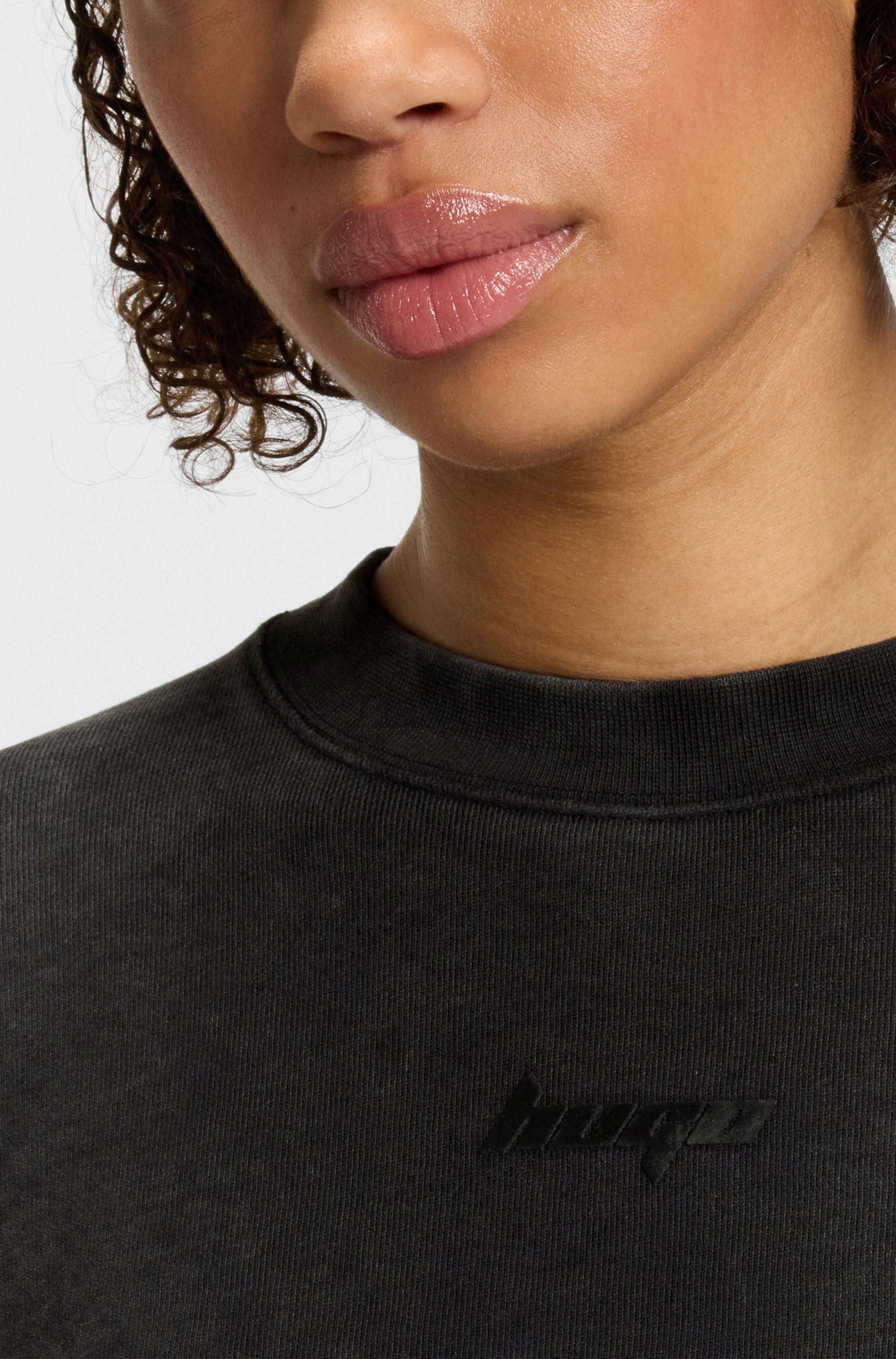 HUGO Blue Sweatshirt »Derissa«, in Cropped-Länge