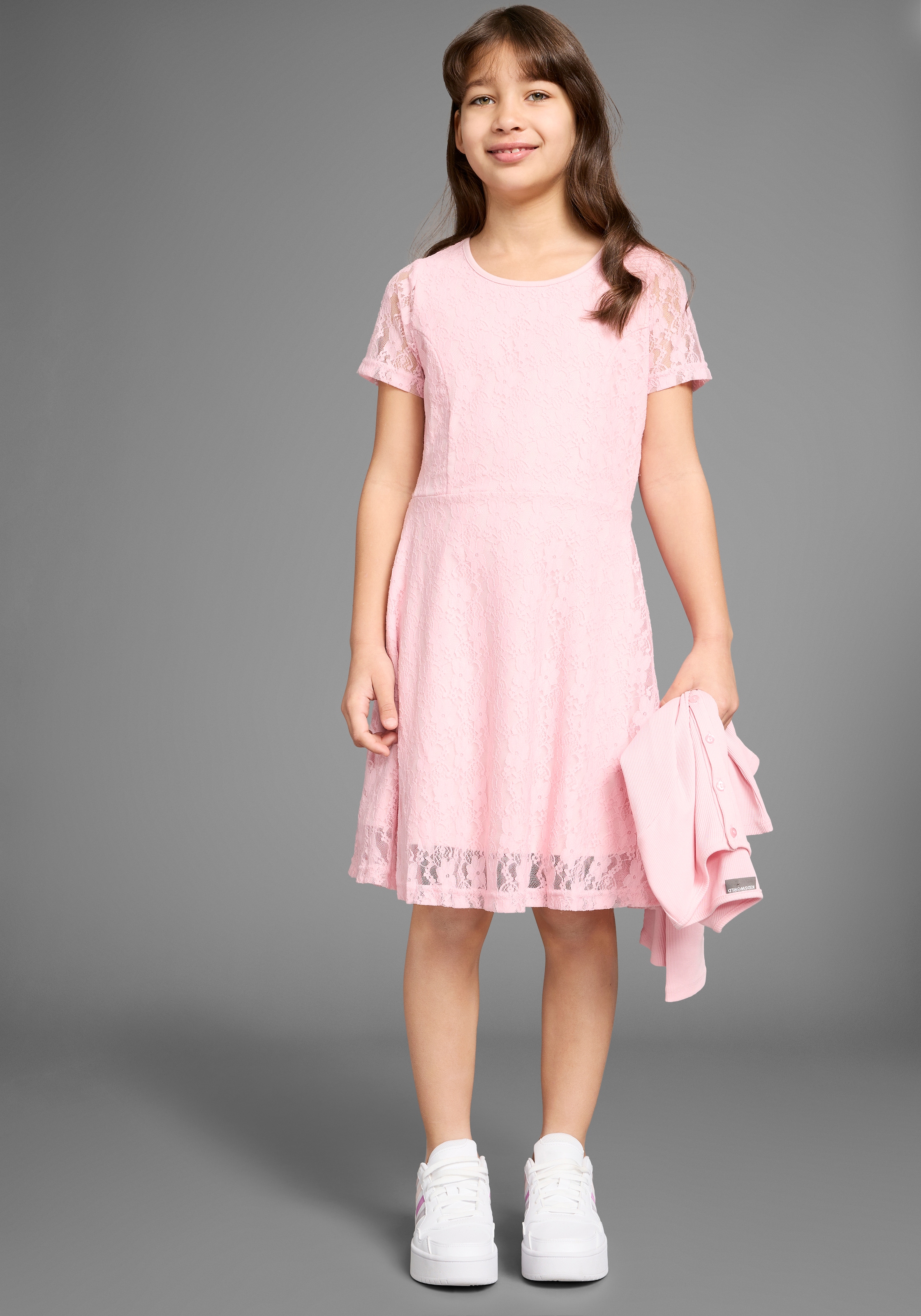 KIDSWORLD Spitzenkleid »Jerseykleid mit aufwendiger Spitze«, Festliches Kleid mit Spitze