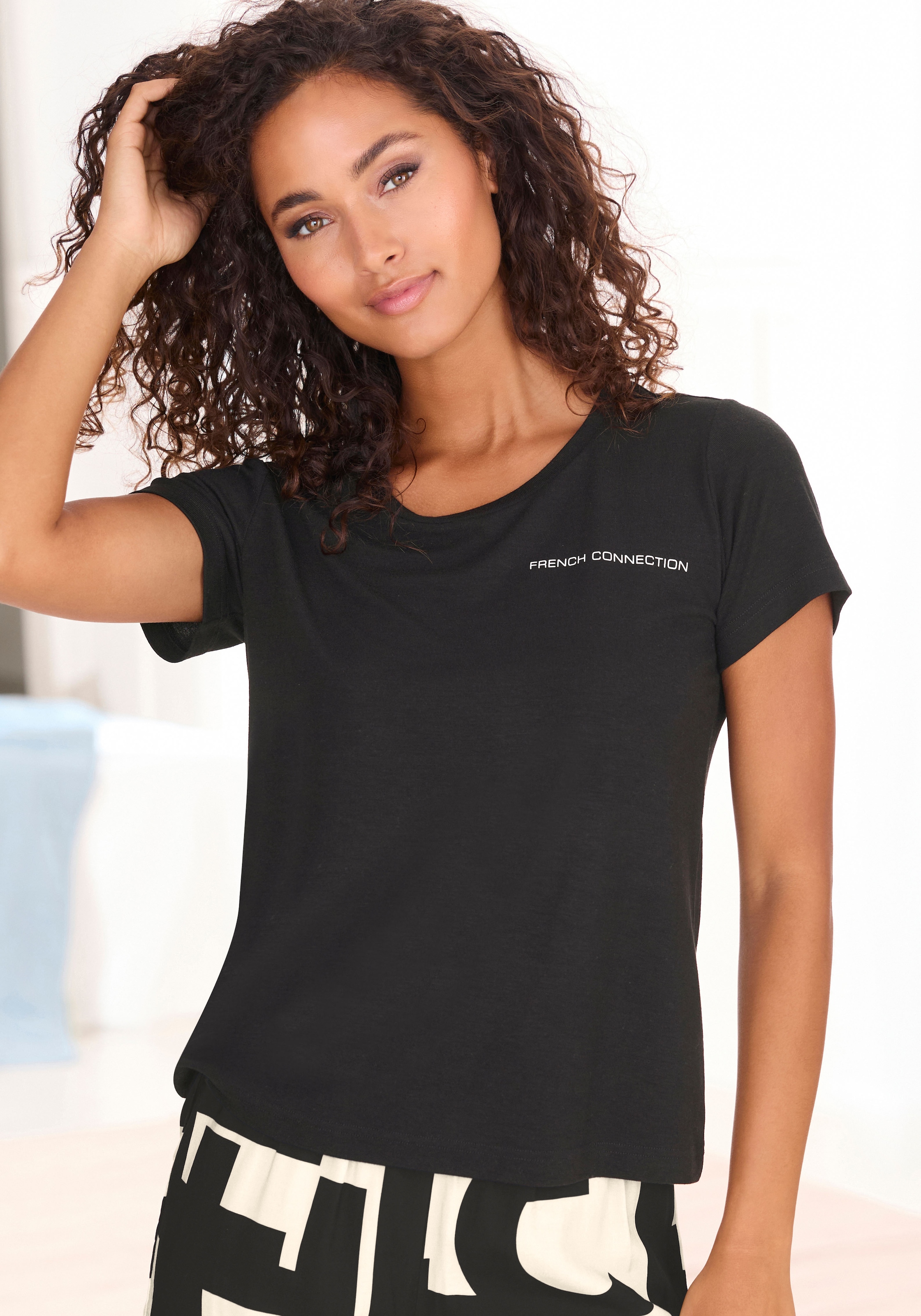 French Connection T-Shirt mit kleinem Logoprint auf der Brust