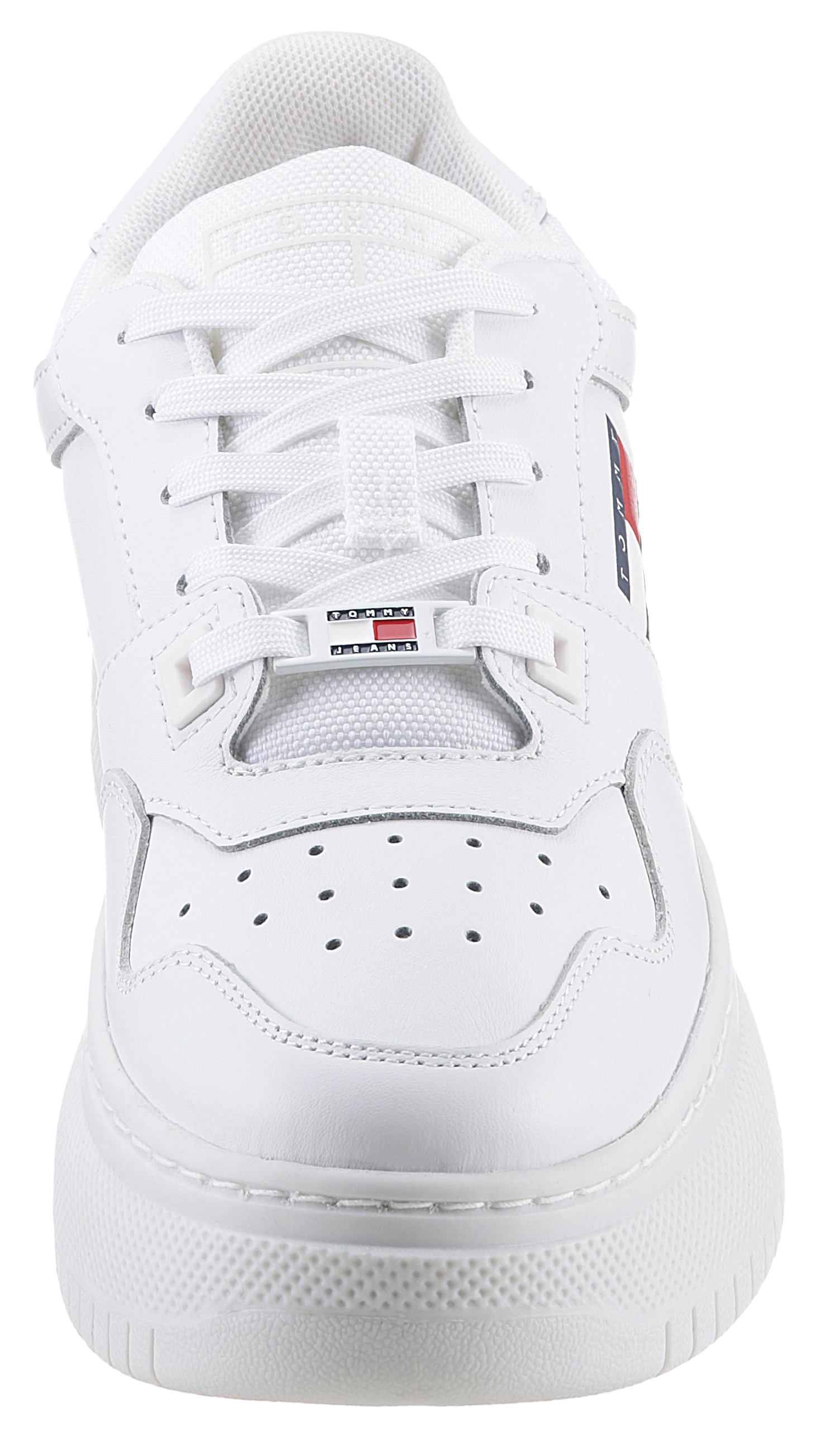 Tommy Jeans Plateausneaker »TJW RETRO BASKET FLATFORM ESS«, mit Logoschriftzug in der Sohle, Freizeitschuh, Halbschuh, Schnürschuh